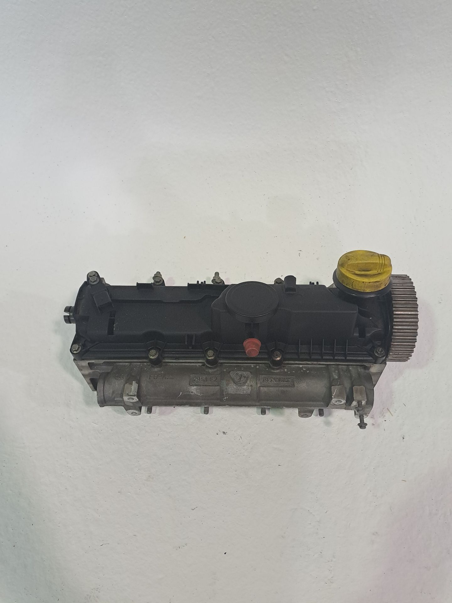 Cylinder head RENAULT KANGOO