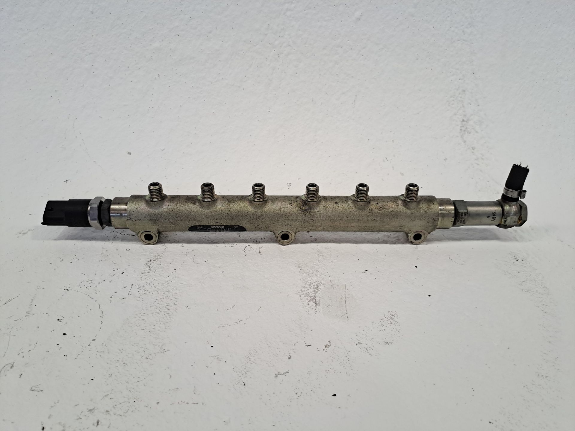 Fuel Rail VOLVO S60 BERLINA