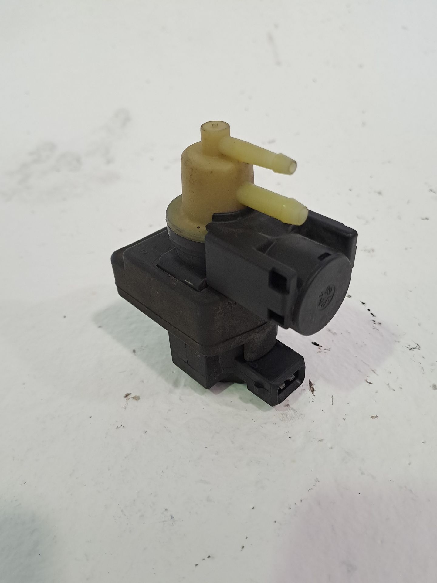 Auxiliary Air Valve HYUNDAI IX35 (LM, EL, ELH)