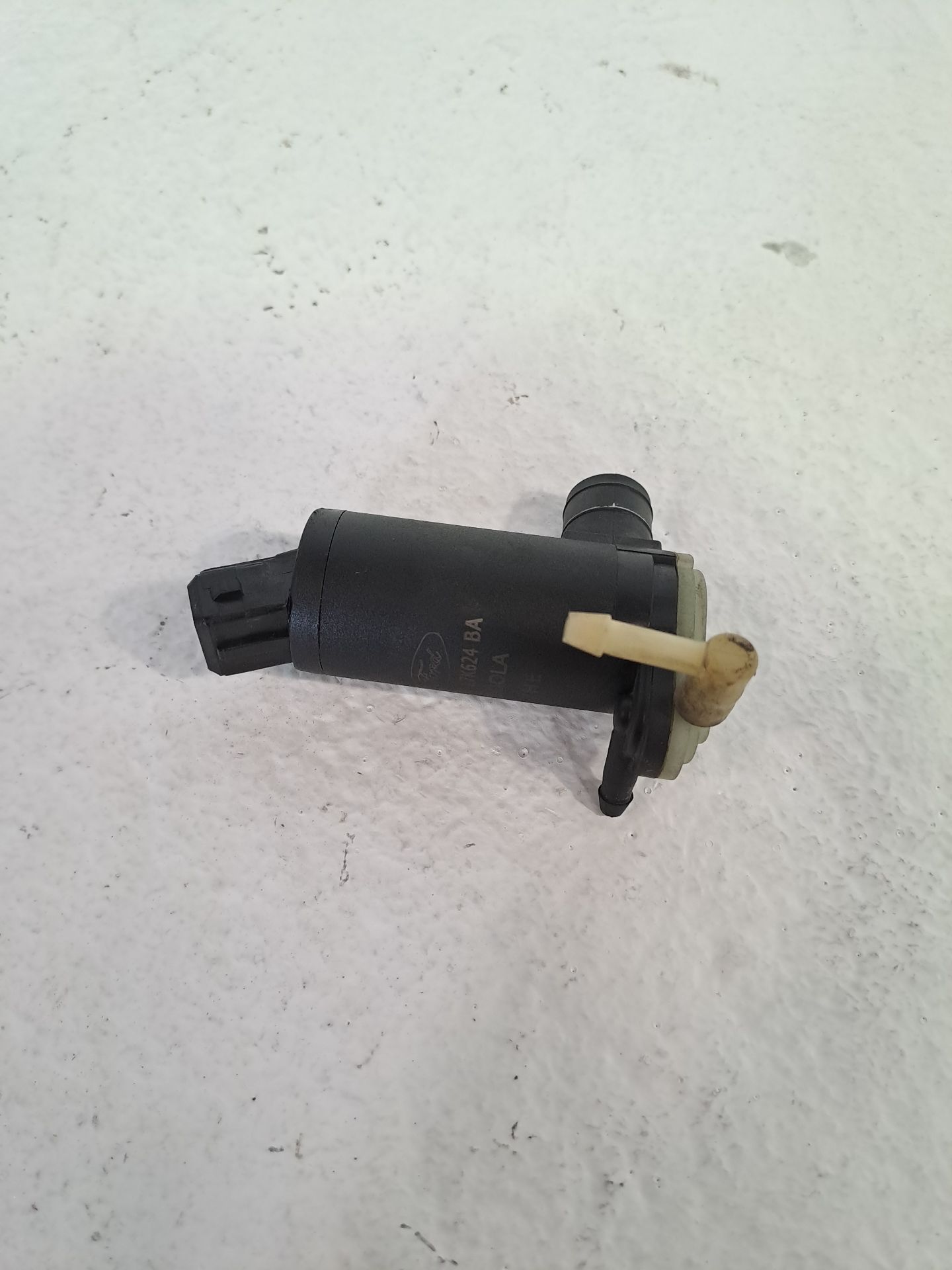 Wischwasserpumpe FORD FIESTA (CBK)