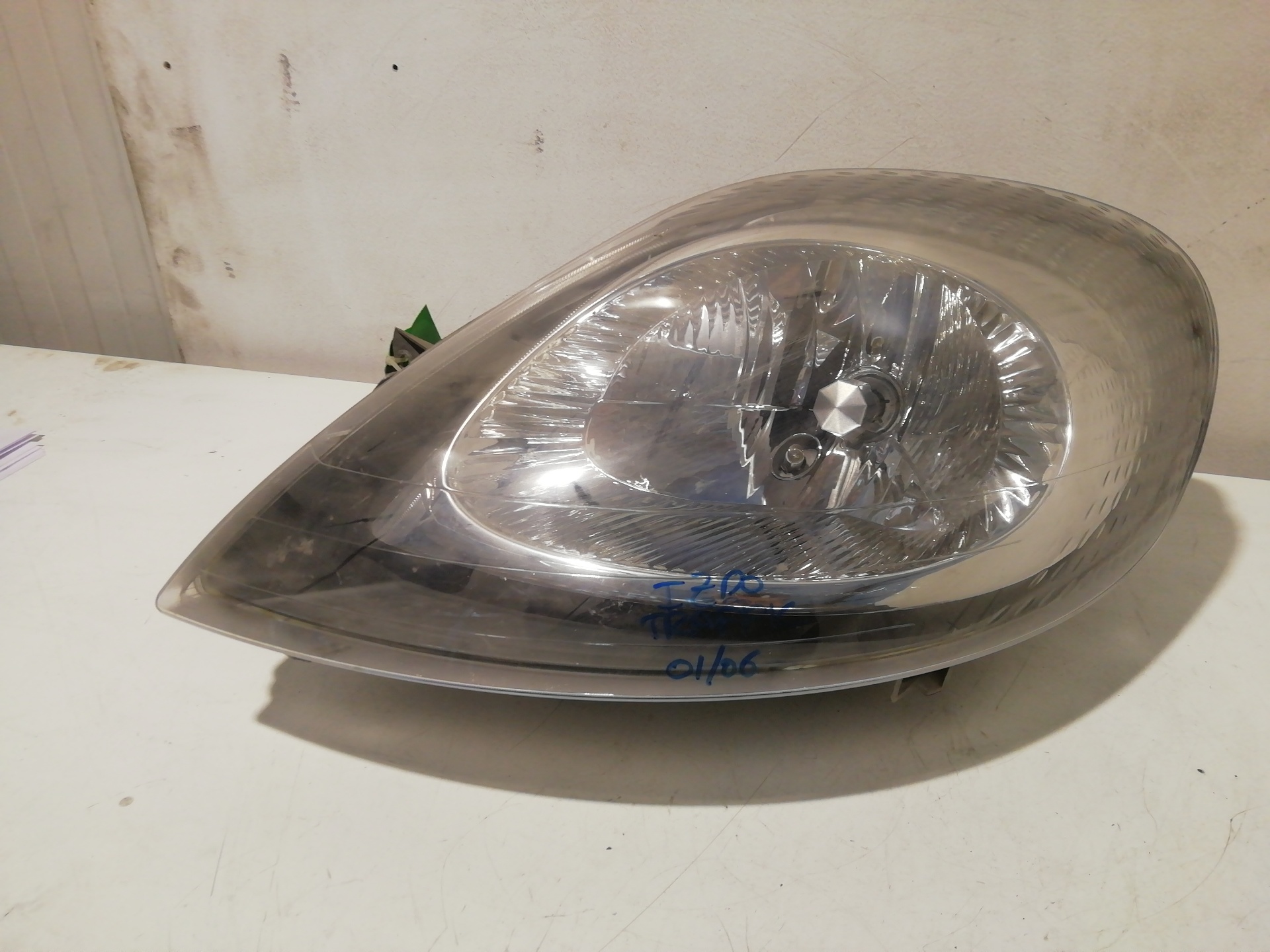 Phare gauche RENAULT TRAFIC CAJA CERRADA (AB 4.01)