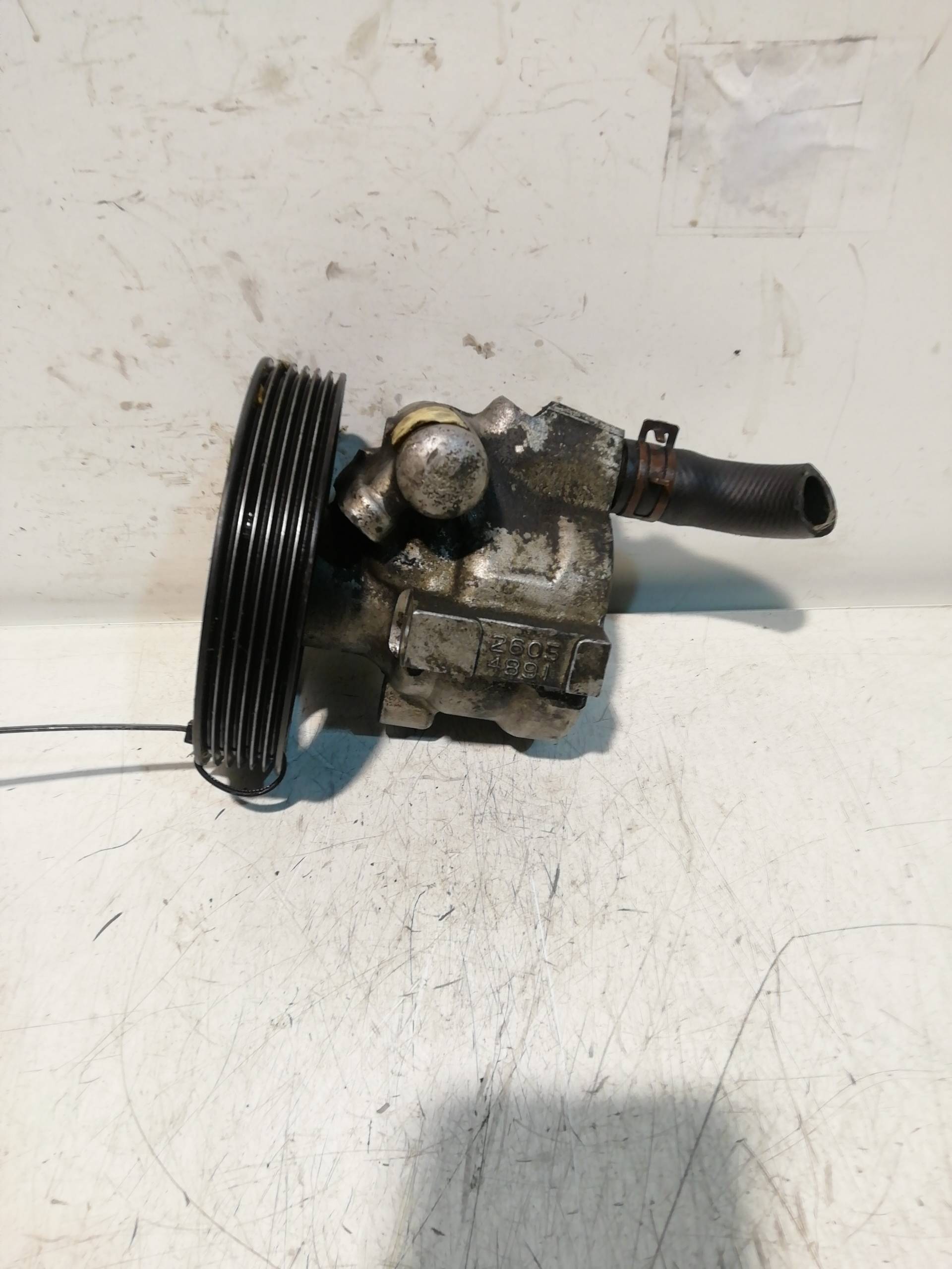 Pompe direction assistée RENAULT LAGUNA II GRANDTOUR (KG0)