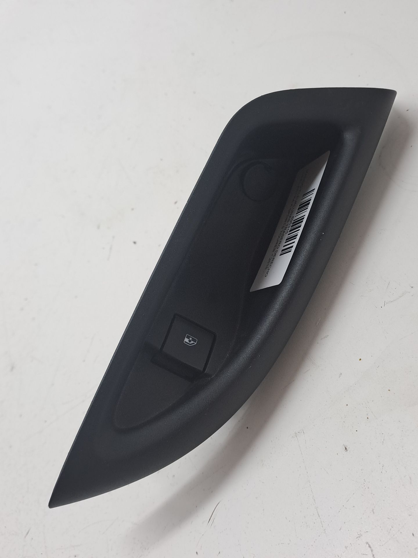 Commande lève-vitre arrière droit OPEL ASTRA K SPORTS TOURER