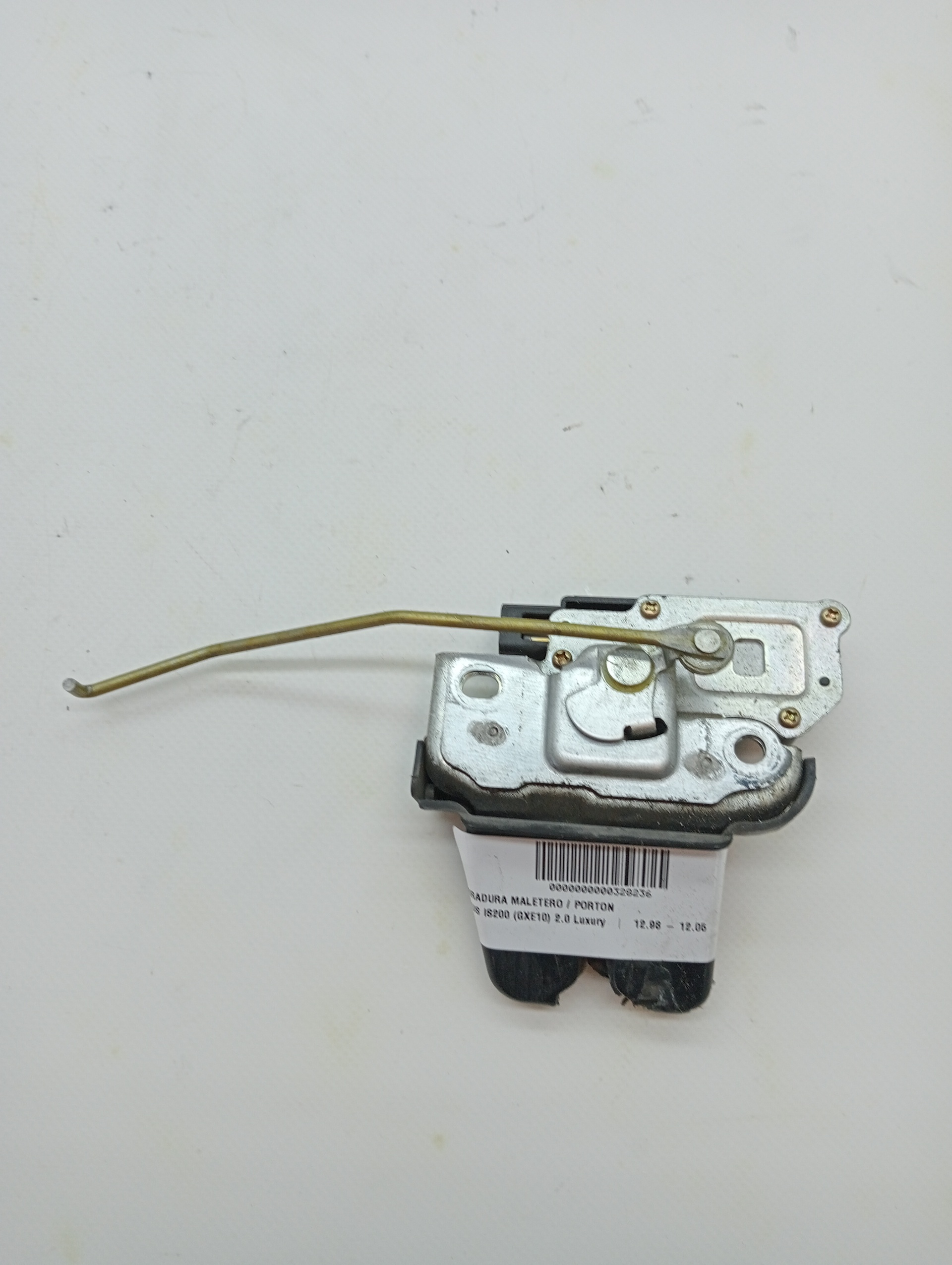 Serrure de coffre/hayon LEXUS IS200 (GXE10)
