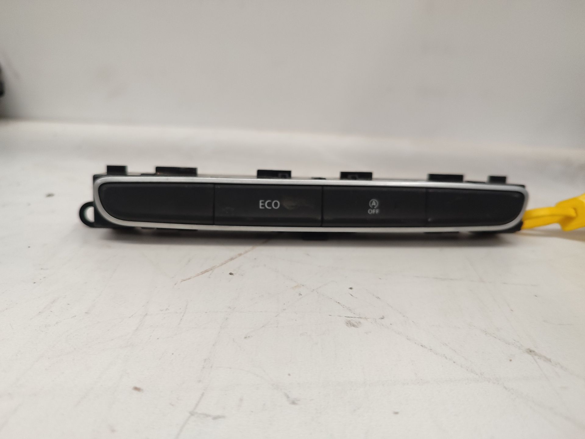 Commande multifonction RENAULT MEGANE IV BERLINA 5P