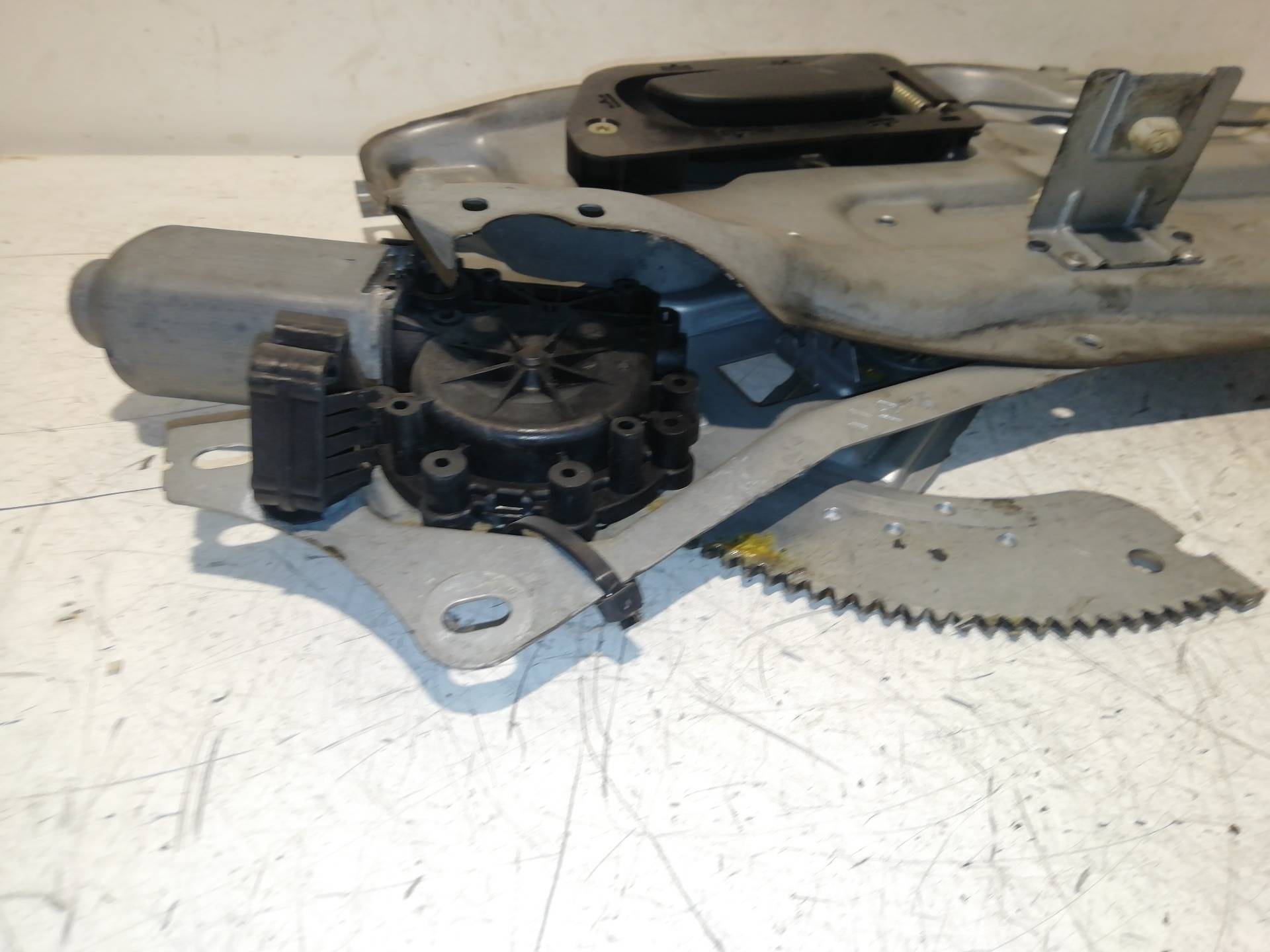 Alzacristallo anteriore destro RENAULT LAGUNA (B56)