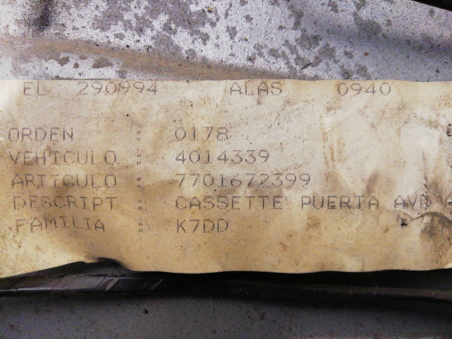 ELEVALUNAS DELANTERO DERECHO RENAULT LAGUNA (B56)