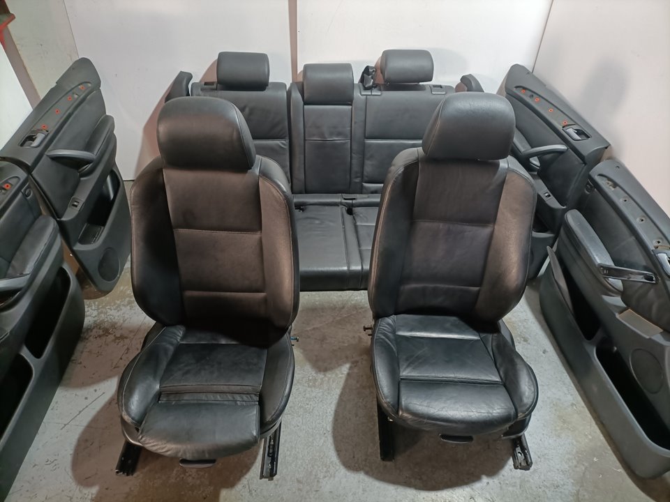 Jeu de sièges complet BMW X5 (E53)