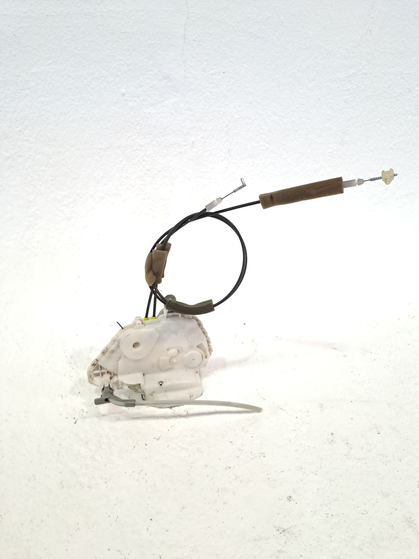 Front left door lock HONDA CIVIC VIII HATCHBACK (FN, FK)