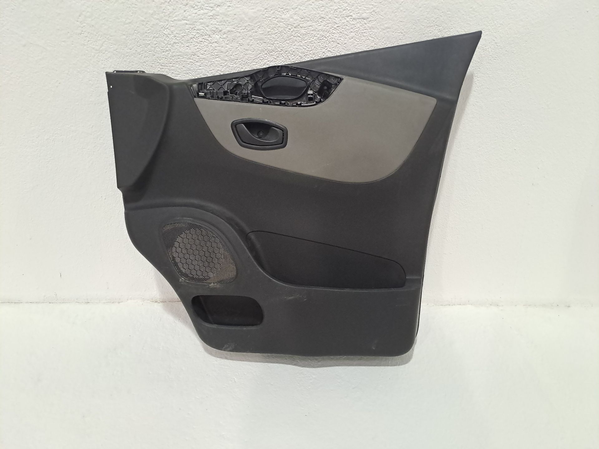 Revestimento porta dianteira direita RENAULT TRAFIC II FURGONETA (FL)