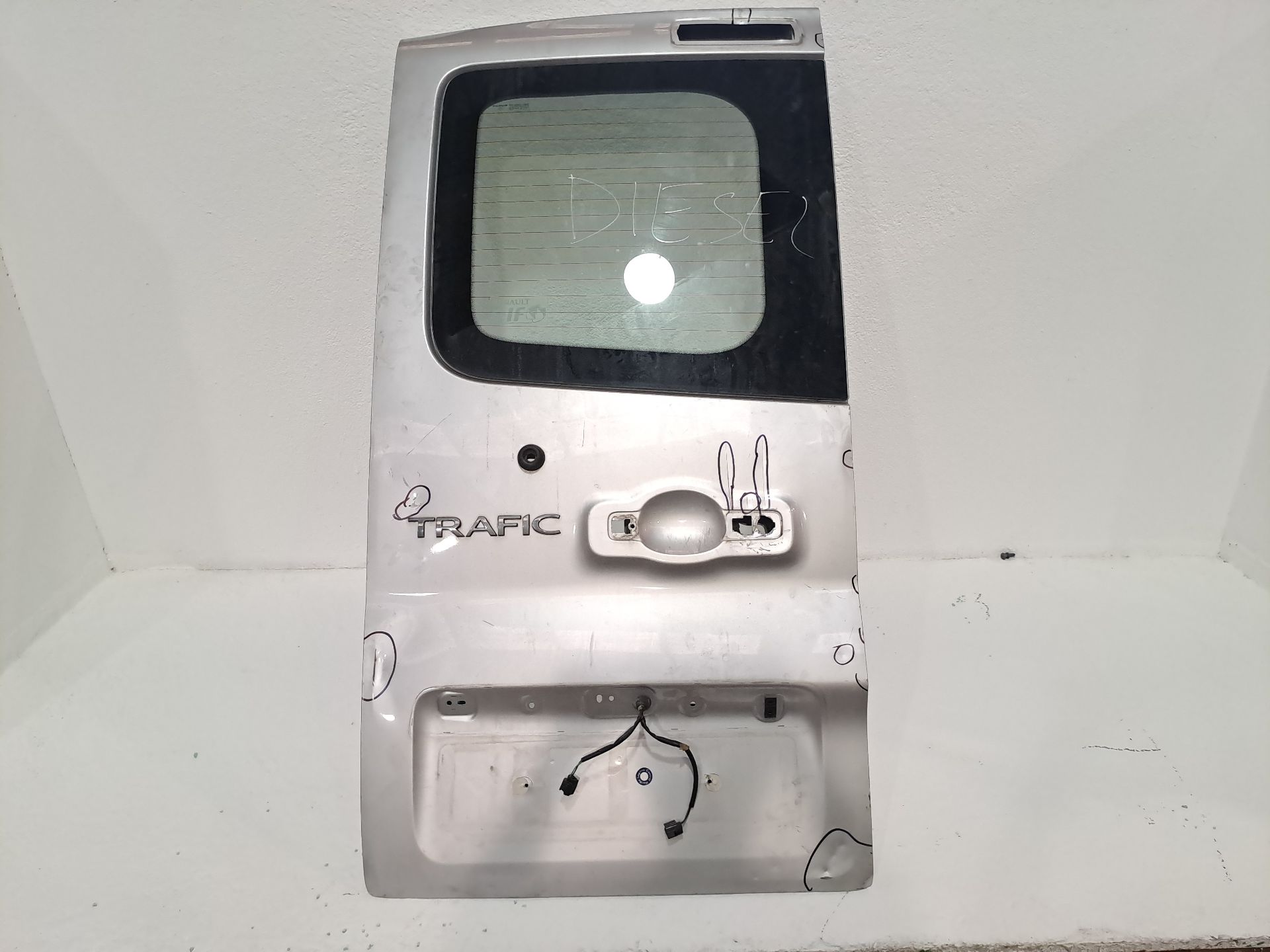 Tailgate Left RENAULT TRAFIC II FURGONETA (FL)