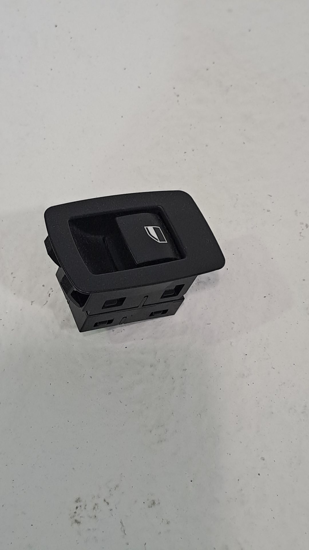 Comando vidro elétrico traseiro esquerdo BMW 1 (F20)
