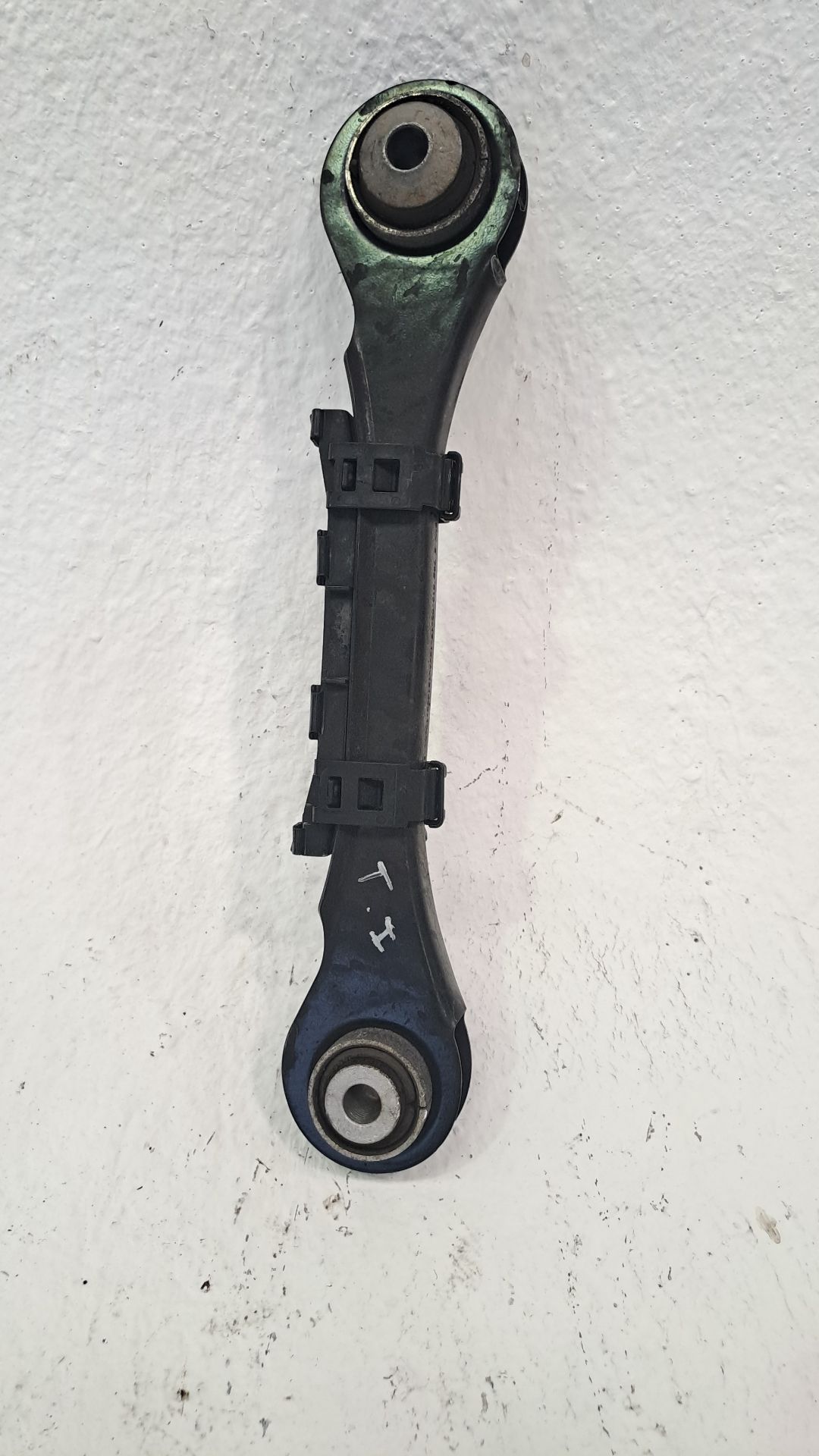 Front Right Lower Control Arm BMW 1 (F20)