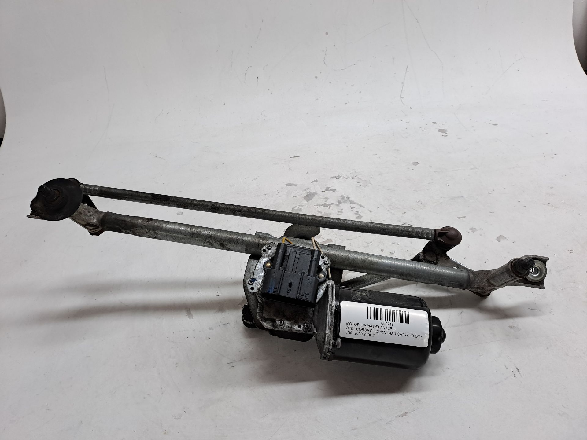 Scheibenwischermotor vorne OPEL CORSA C