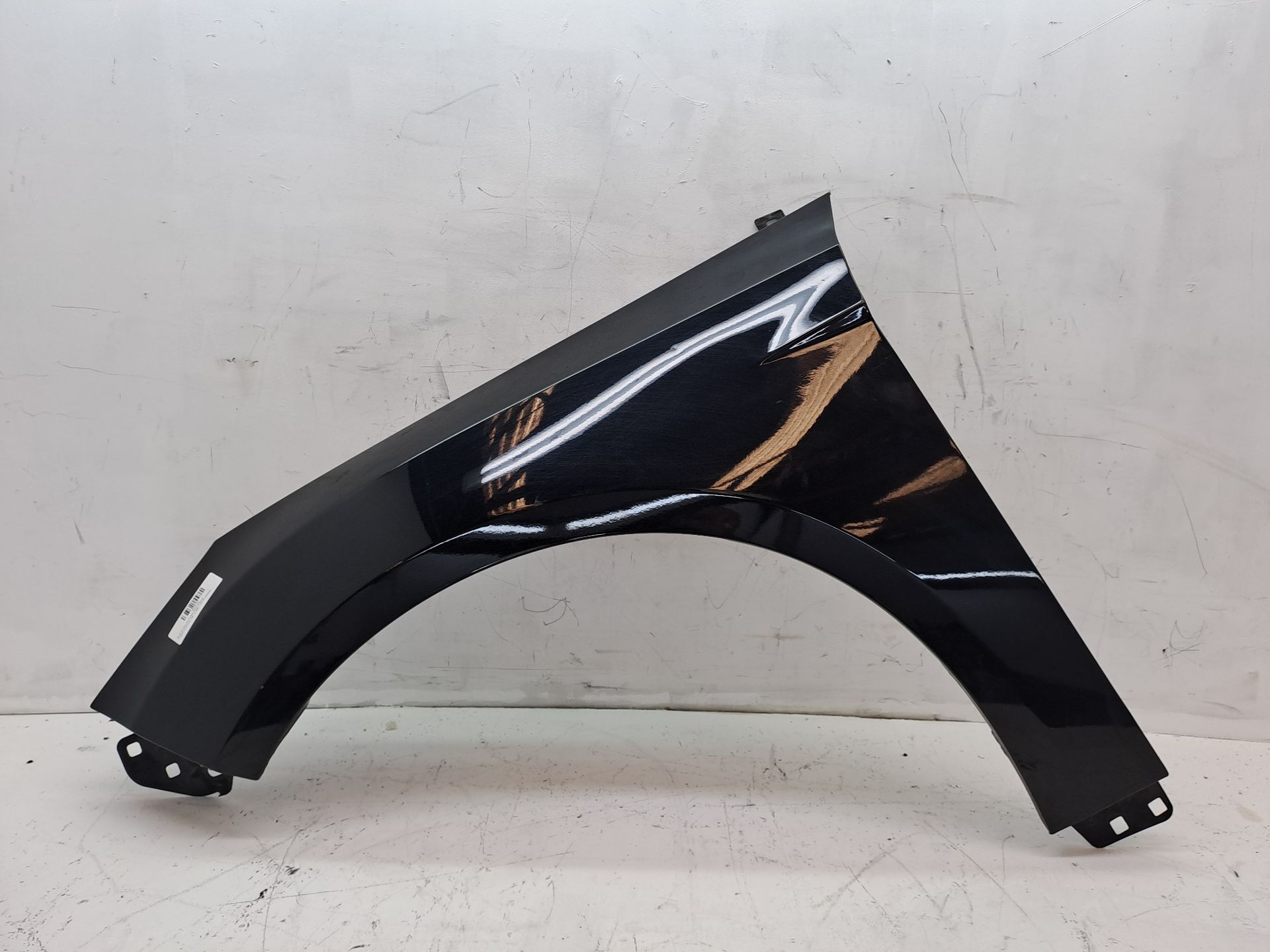 Front Left Fender FORD FOCUS LIM. (CB8)