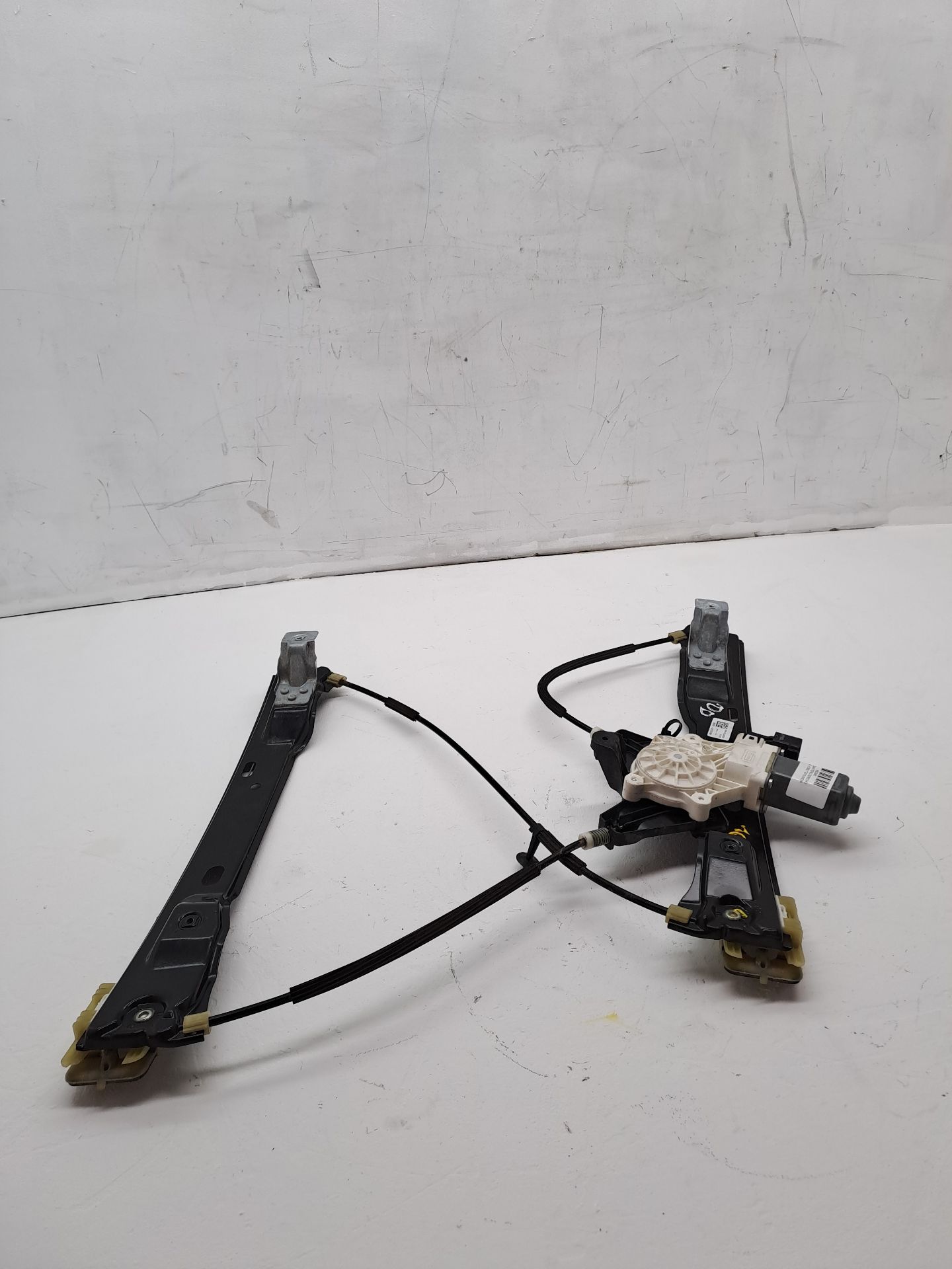 ELEVALUNAS DELANTERO DERECHO FORD FOCUS LIM. (CB8)