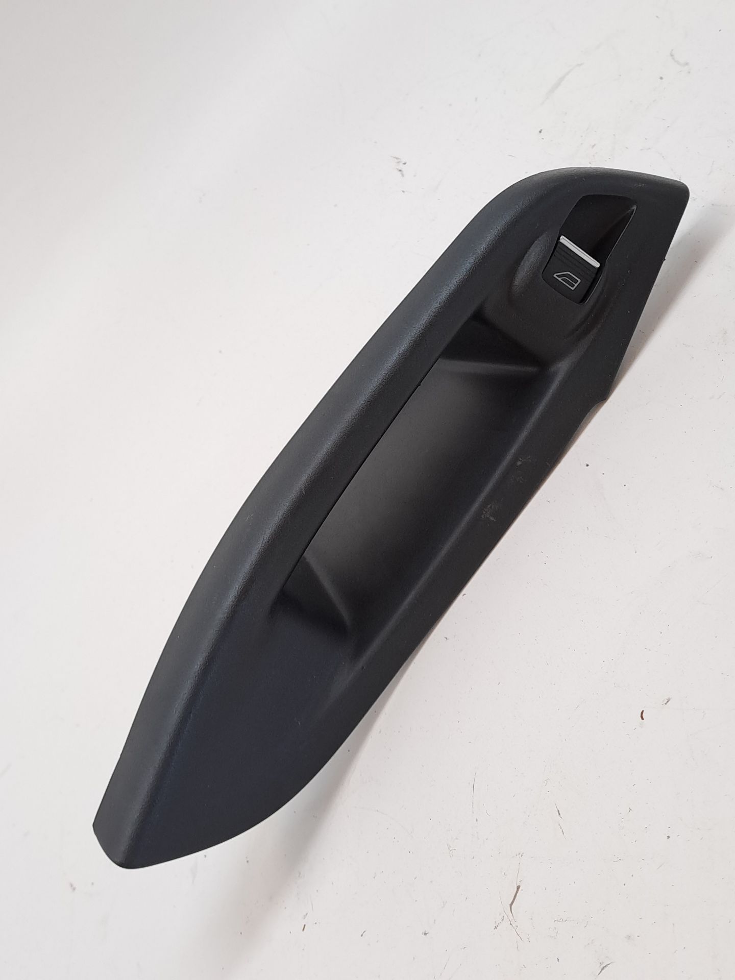 Rear Right Window Switch FORD FOCUS LIM. (CB8)