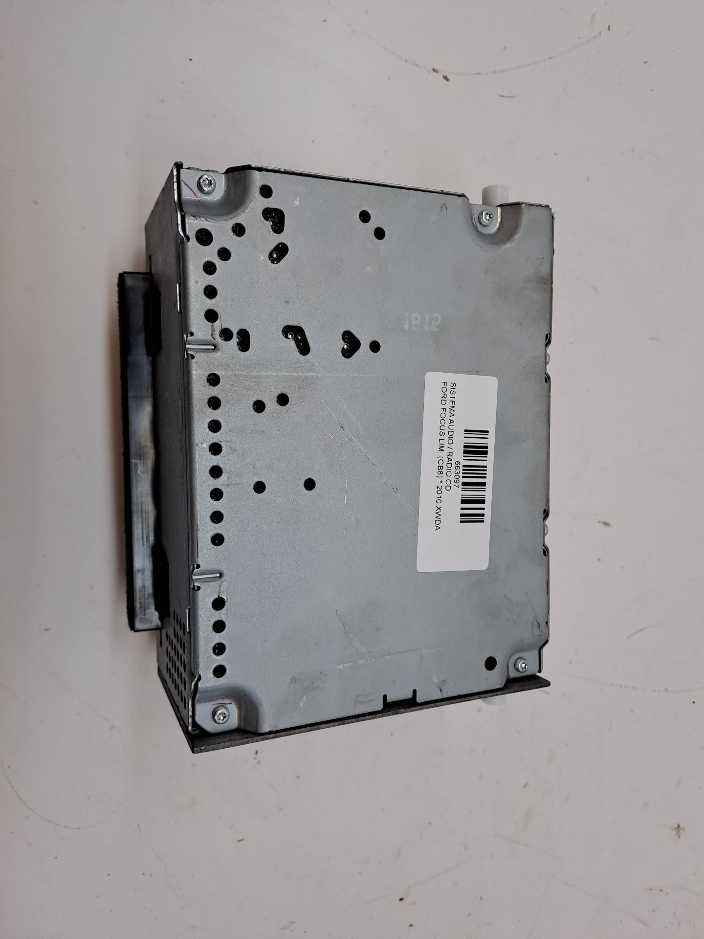 Audio system / CD radio FORD FOCUS LIM. (CB8)