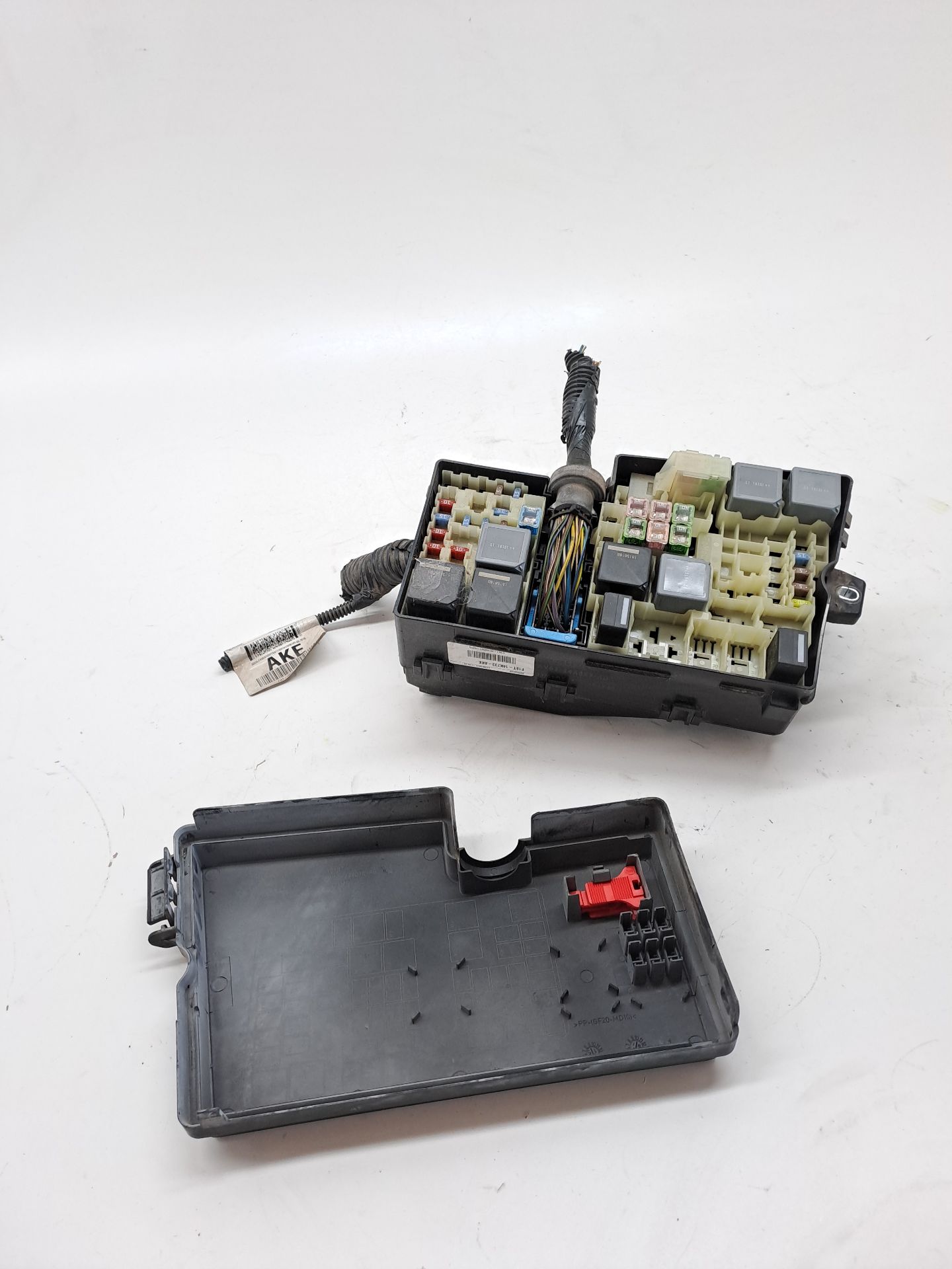 Relay/Fuse box FORD FOCUS LIM. (CB8)