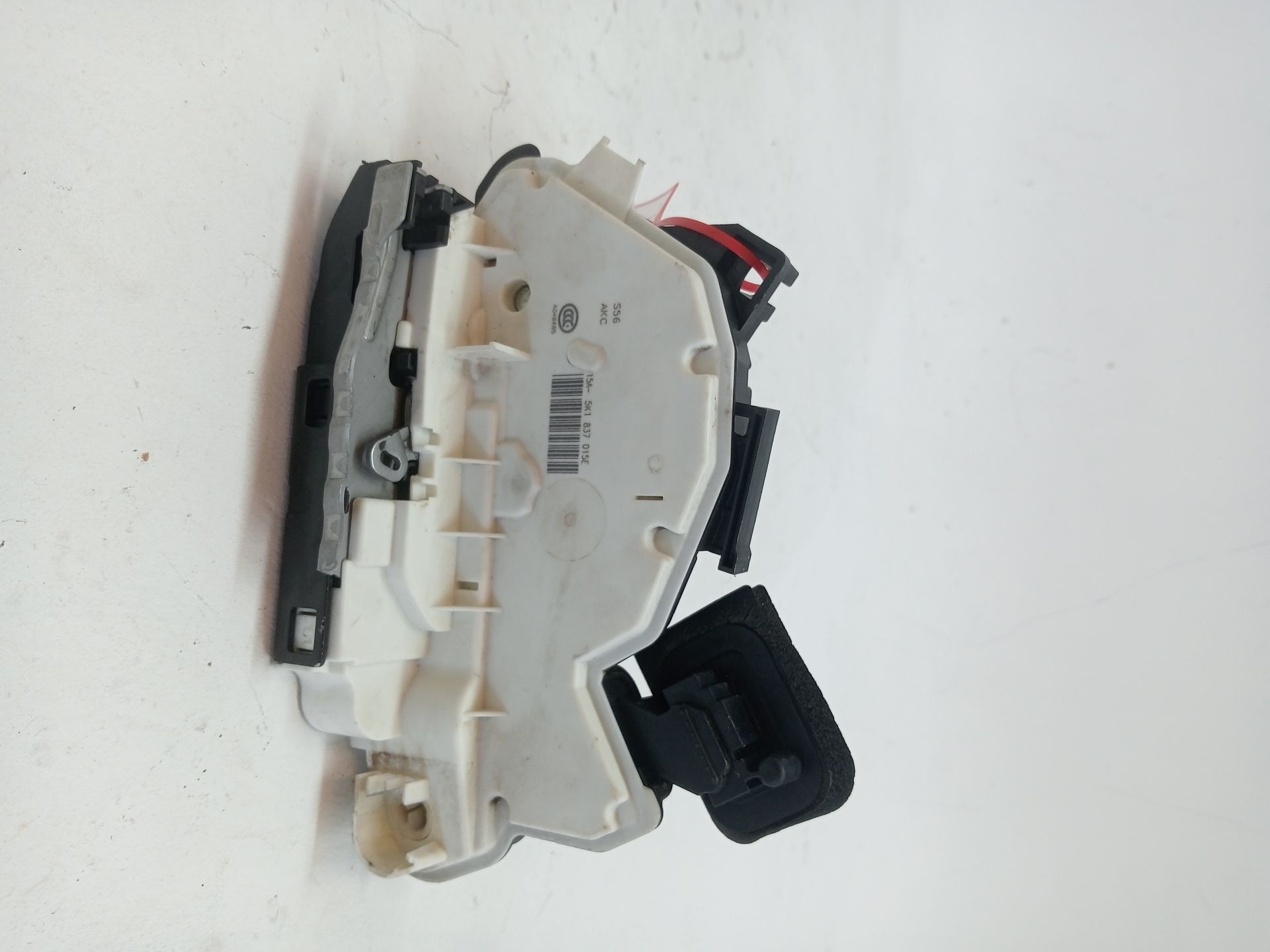Fechadura da porta dianteira esquerda VOLKSWAGEN GOLF VII SPORTSVAN