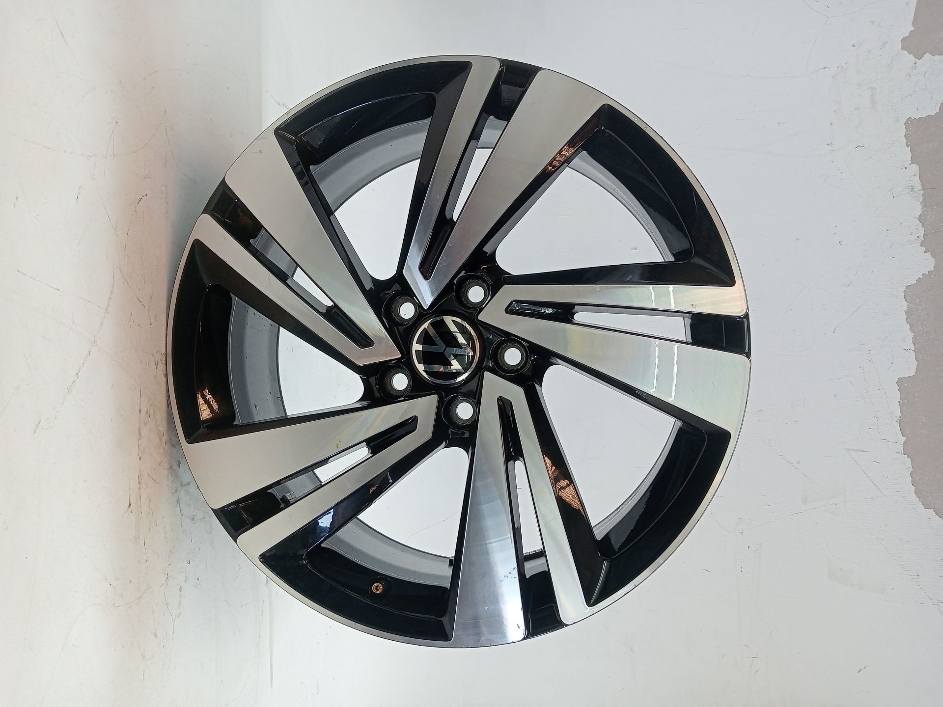 Felge VOLKSWAGEN GOLF VII SPORTSVAN