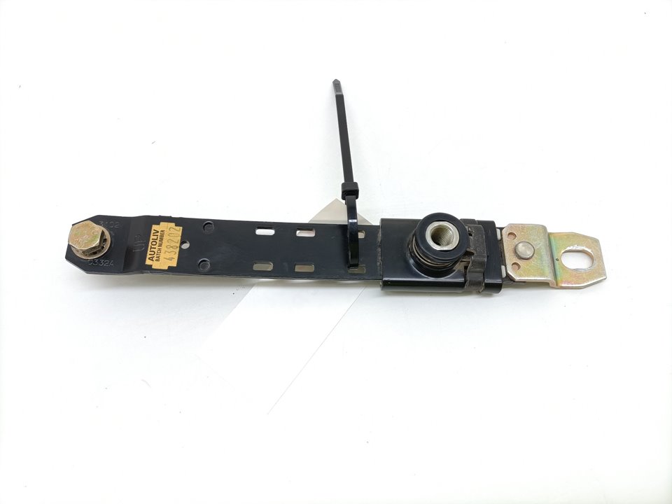 Front right seat belt NISSAN TERRANO/TERRANO.II (R20)