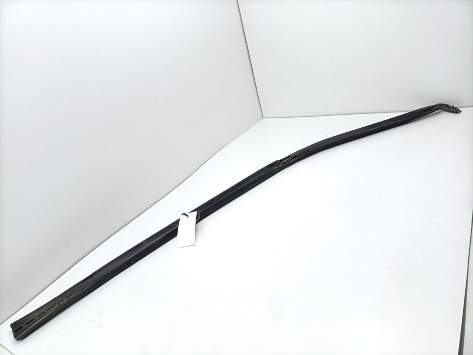 Joint de porte NISSAN TERRANO/TERRANO.II (R20)
