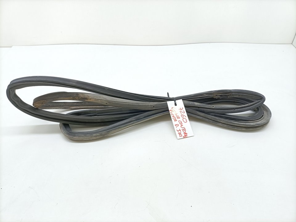 Joint de porte NISSAN TERRANO/TERRANO.II (R20)