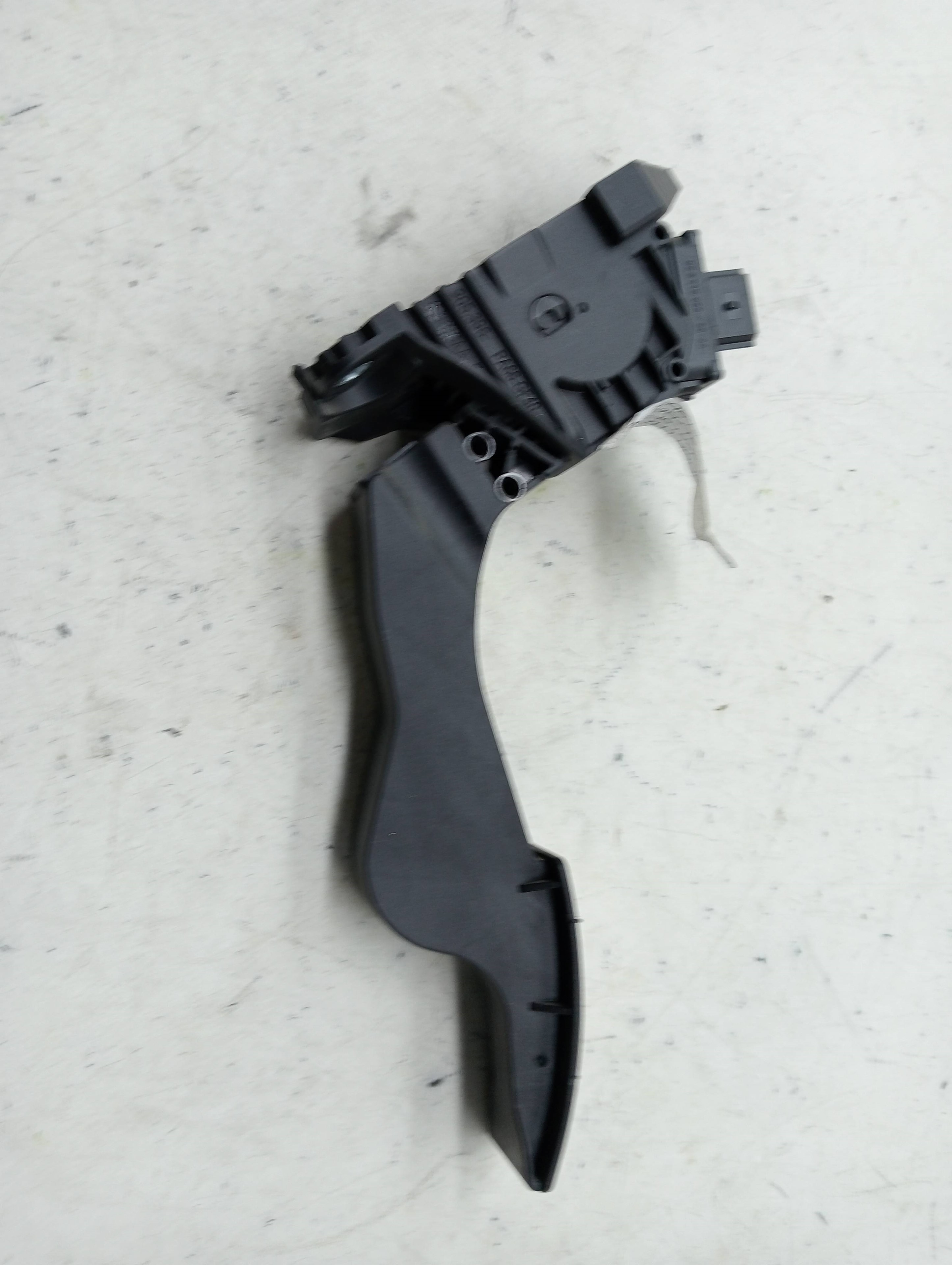 Accelerator Pedal FORD FOCUS