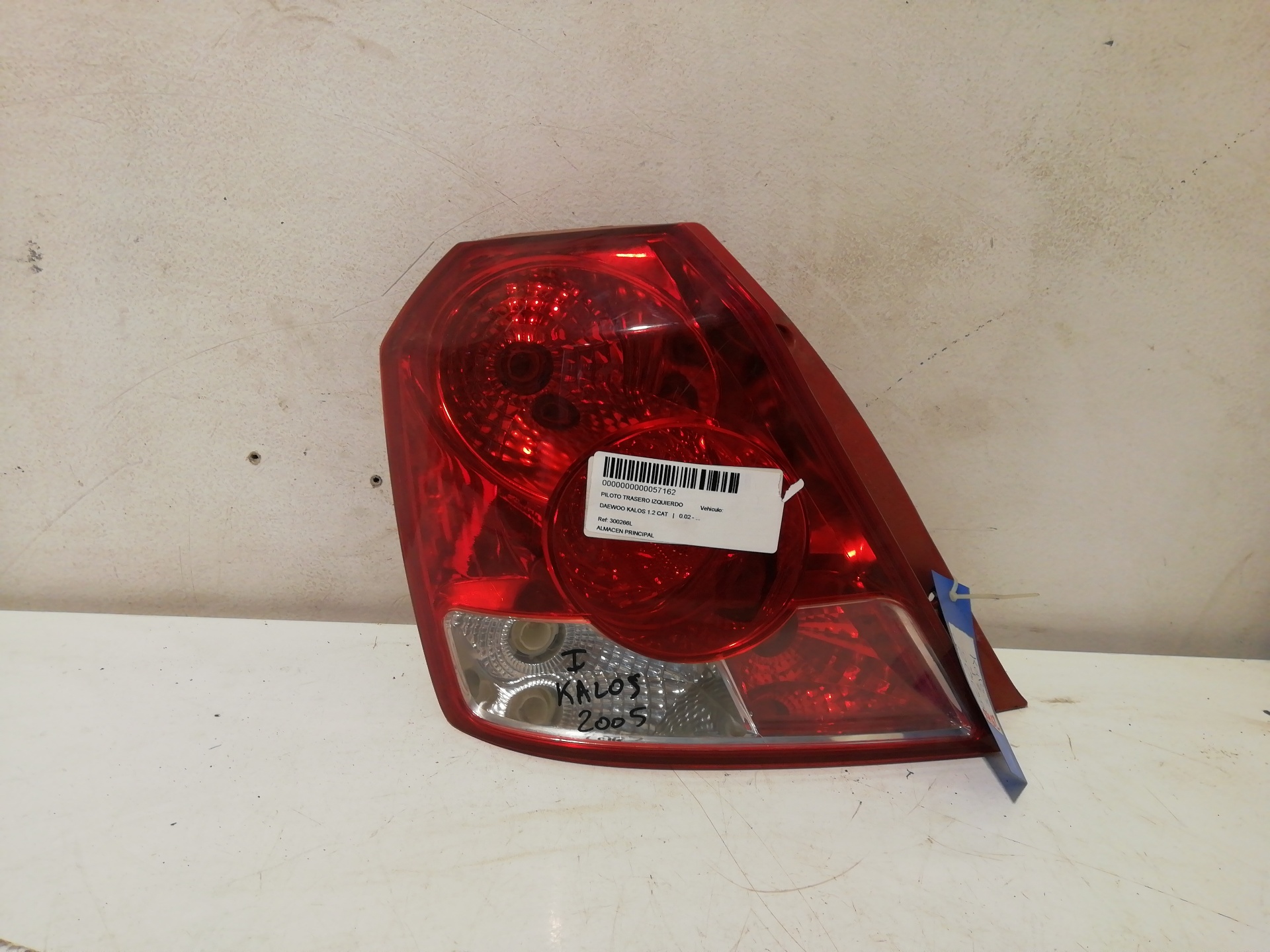 PILOTO TRASERO IZQUIERDO DAEWOO KALOS