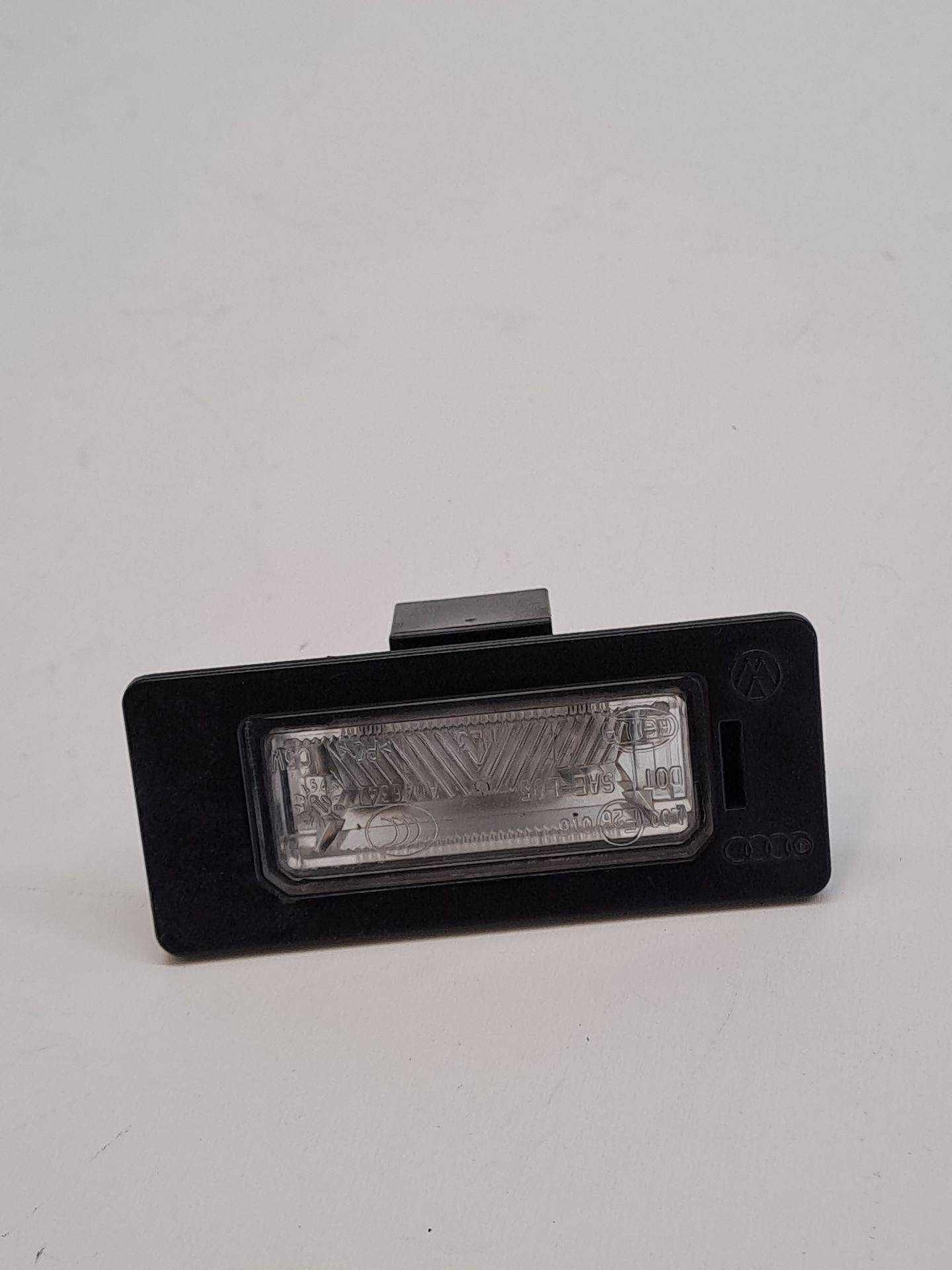 Éclairage de plaque AUDI Q5 (8R)