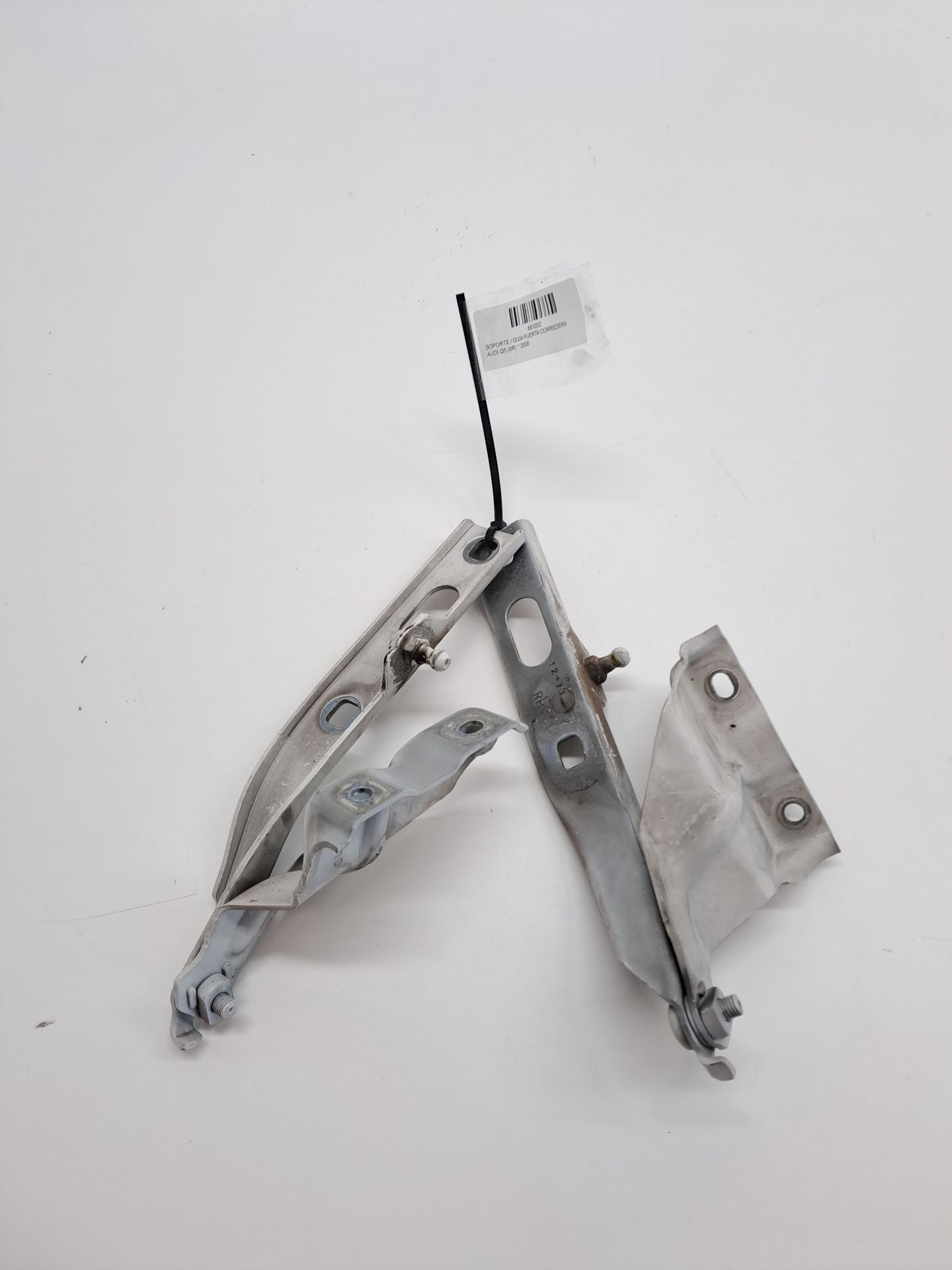 Sliding door support / guide AUDI Q5 (8R)