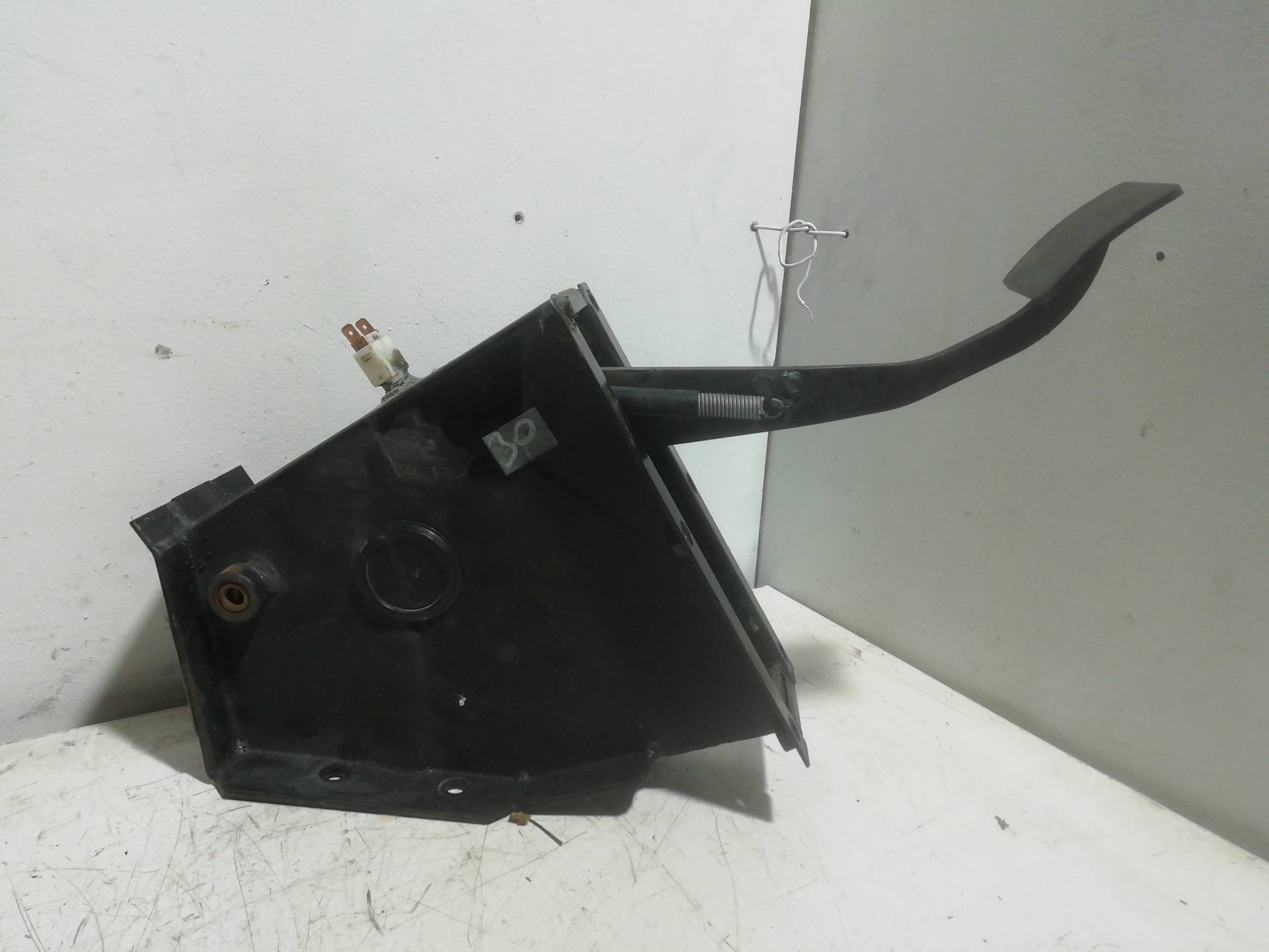 Brake Pedal LAND ROVER DEFENDER (LD)