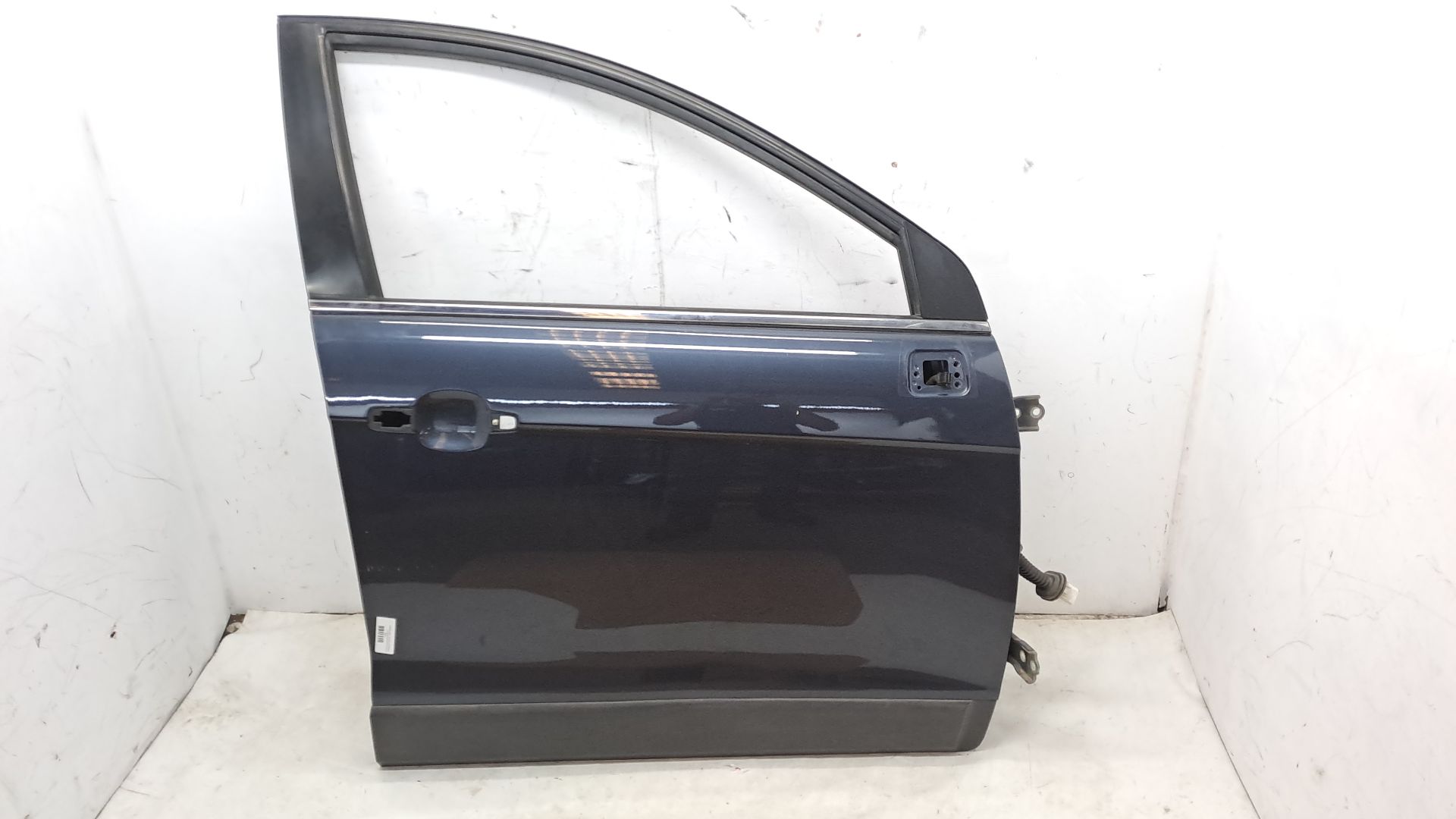 Front Door Right CHEVROLET CAPTIVA