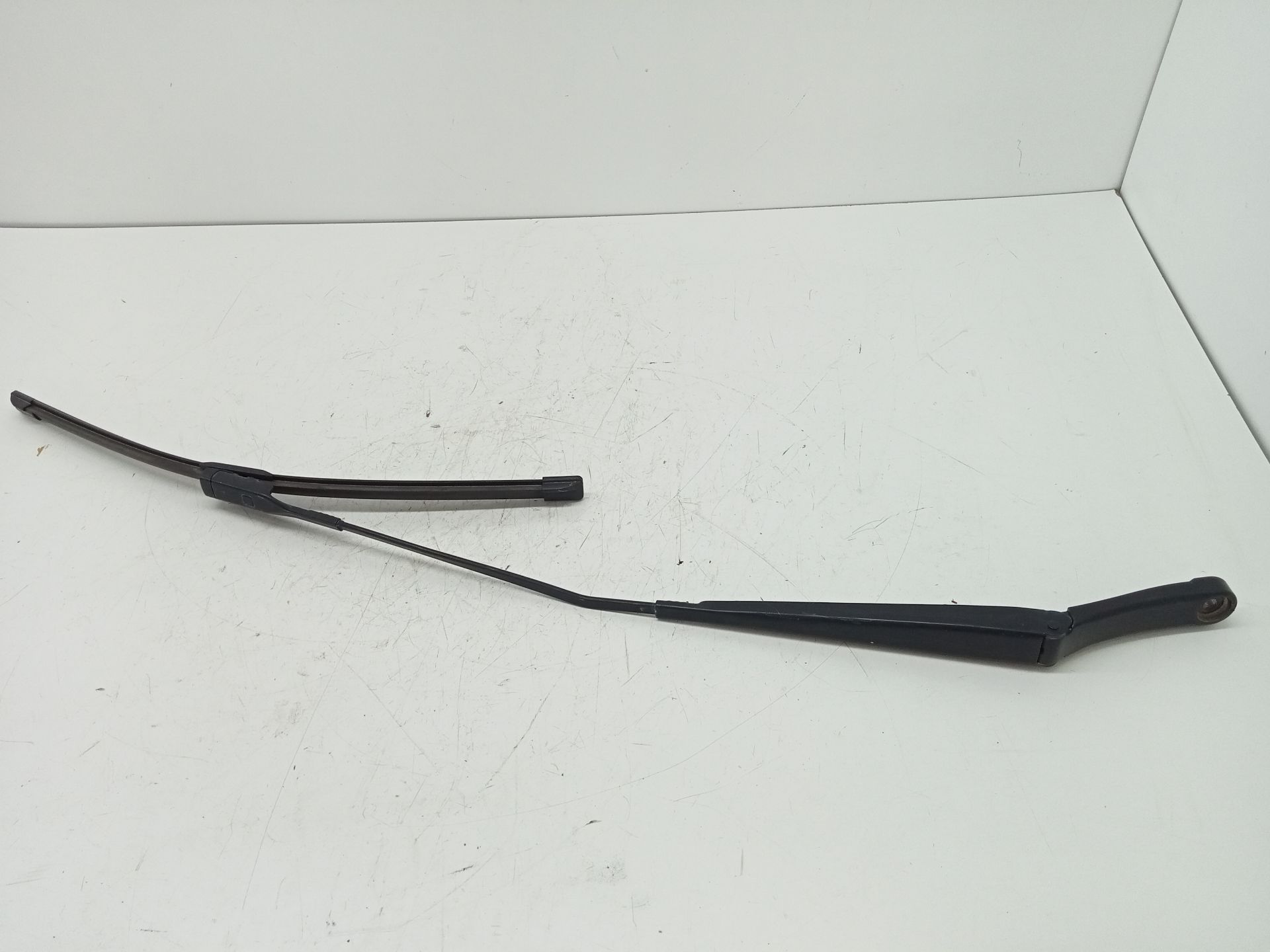 Front Right Wiper Arm AUDI Q5 (8R)