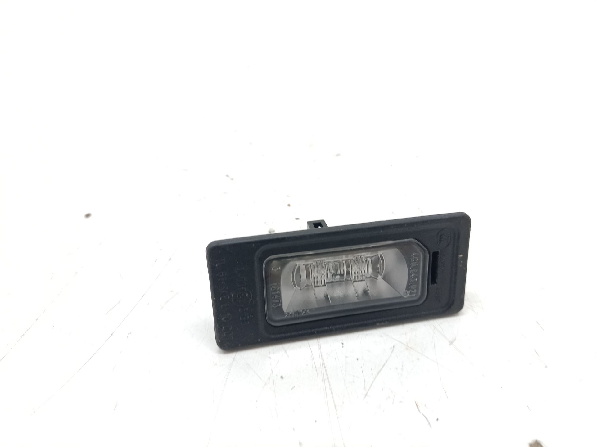 Éclairage de plaque AUDI Q5 (8R)