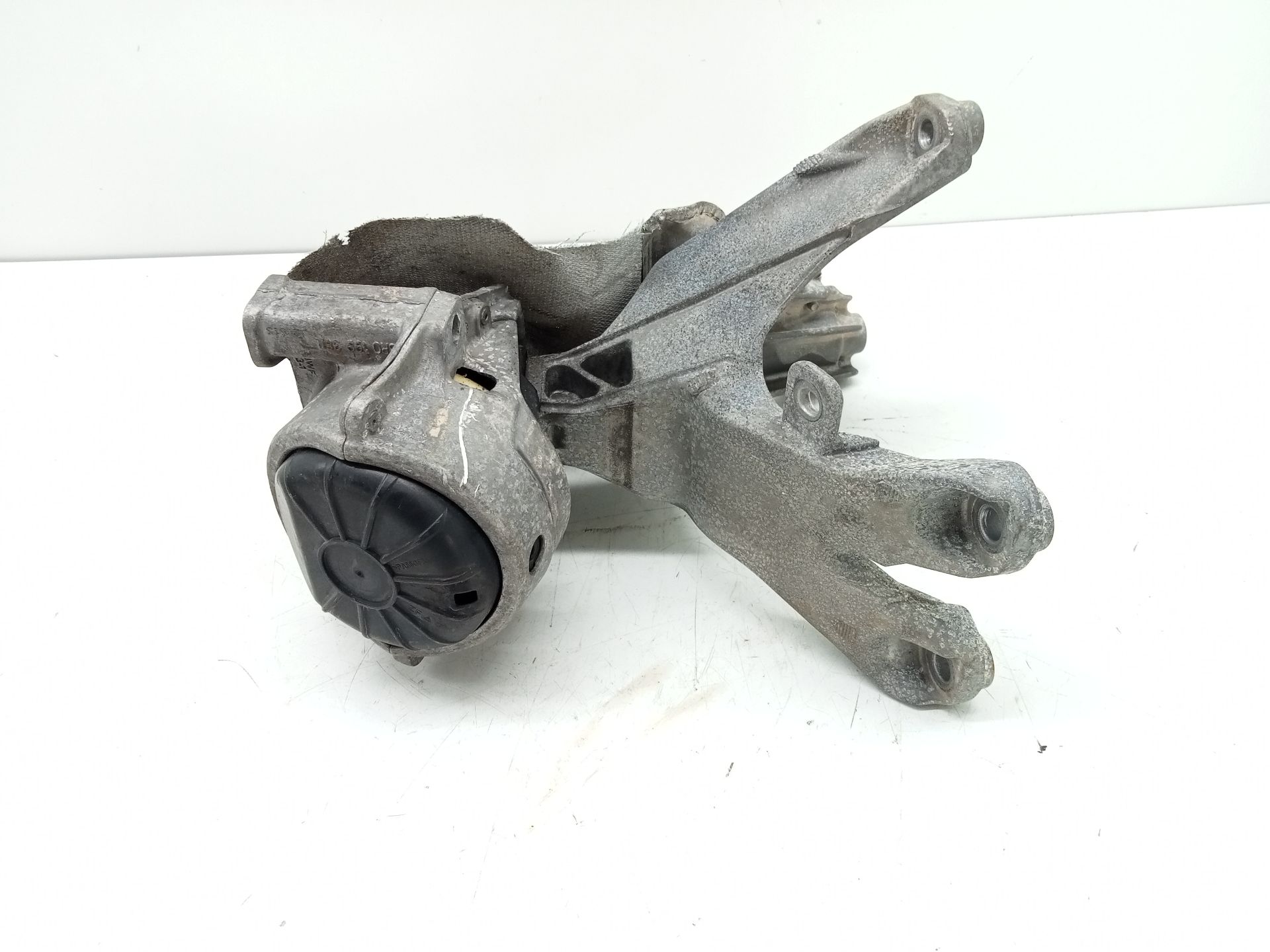 SOPORTE MOTOR AUDI Q5 (8R)