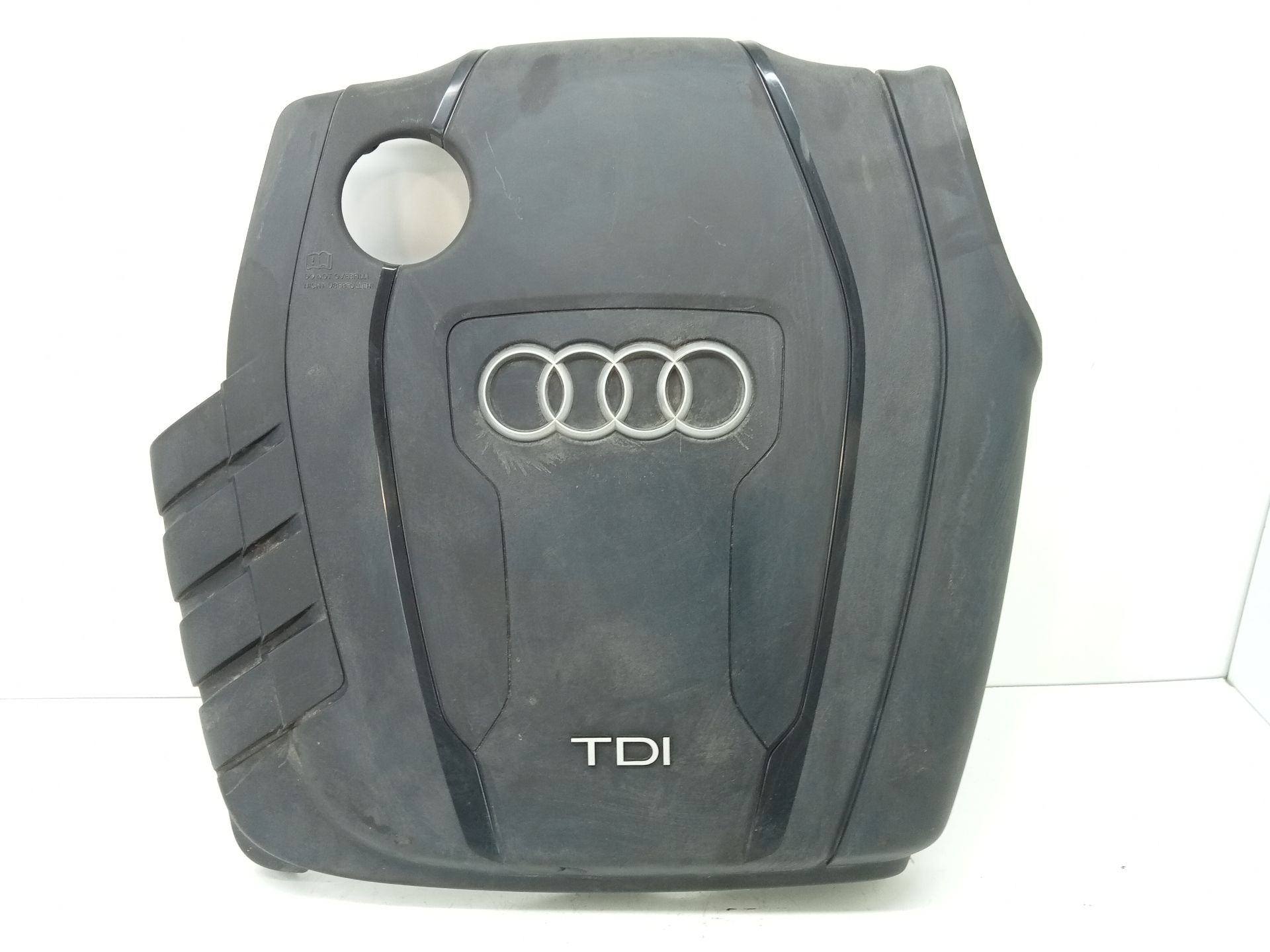 Engine cover AUDI Q5 (8R)