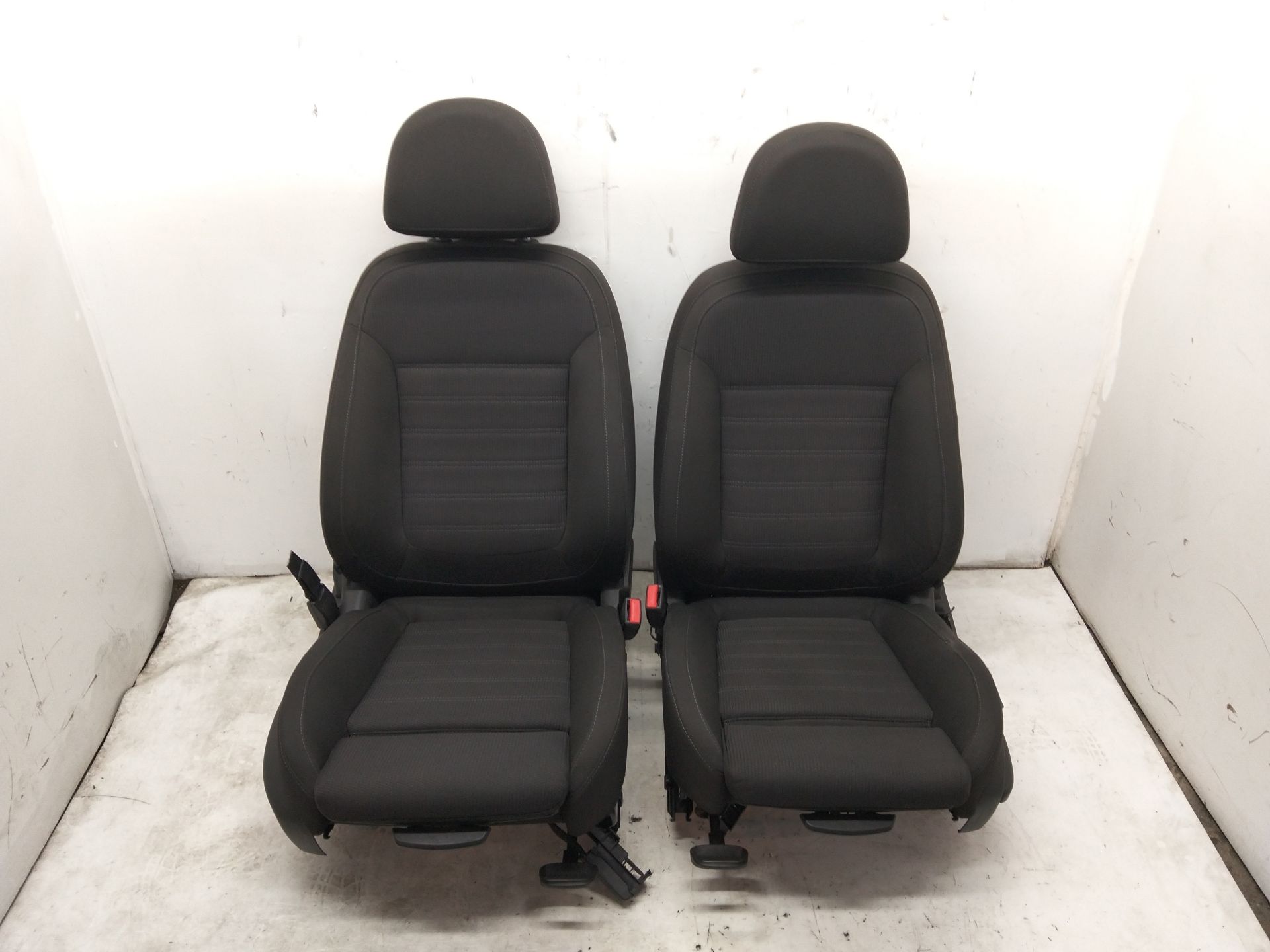 Jeu de sièges complet OPEL INSIGNIA GRAND SPORT