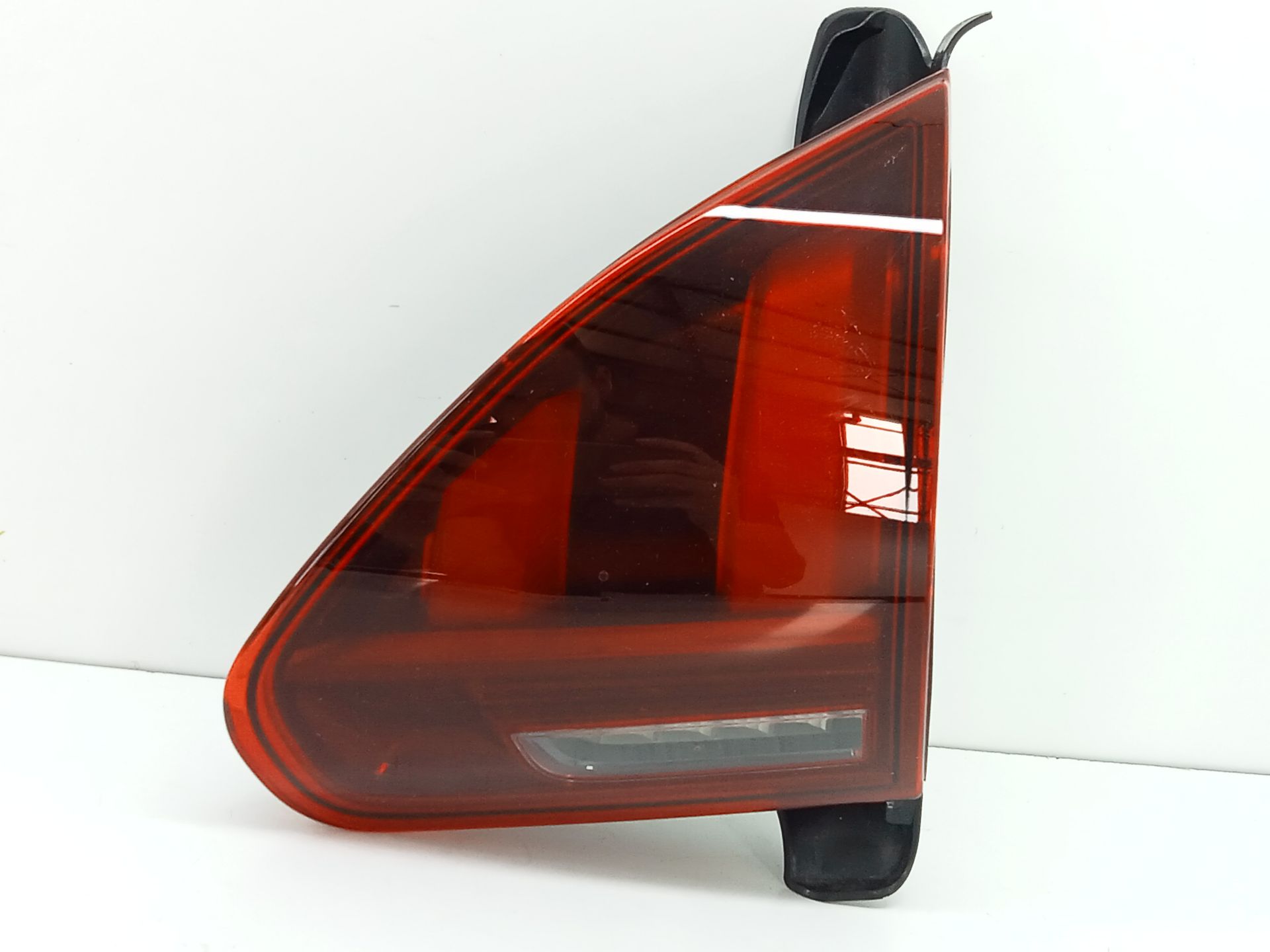 Feu arrière droit intérieur PEUGEOT 2008 (--.2013->)