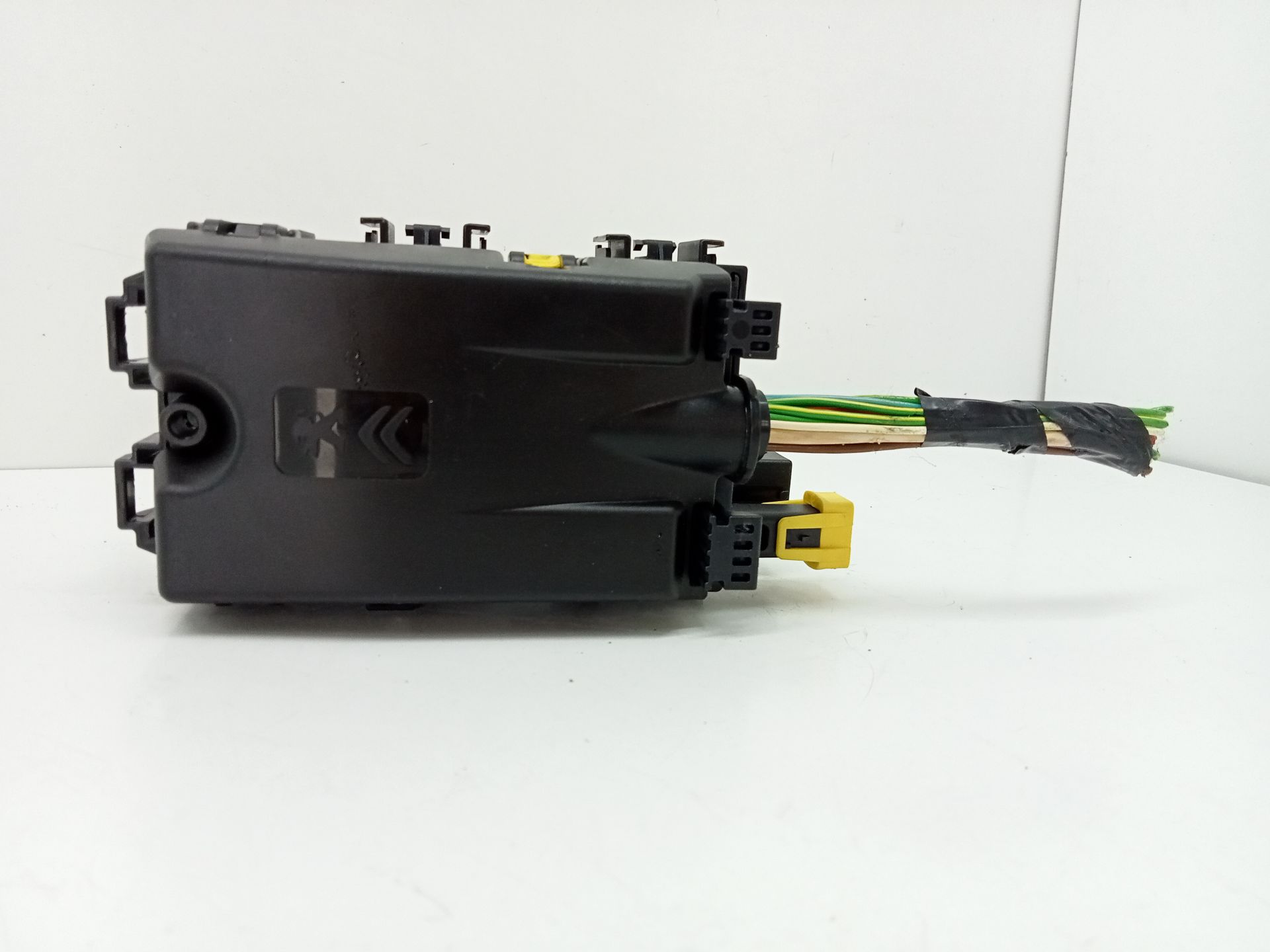 Relay/Fuse box PEUGEOT 2008 (--.2013->)