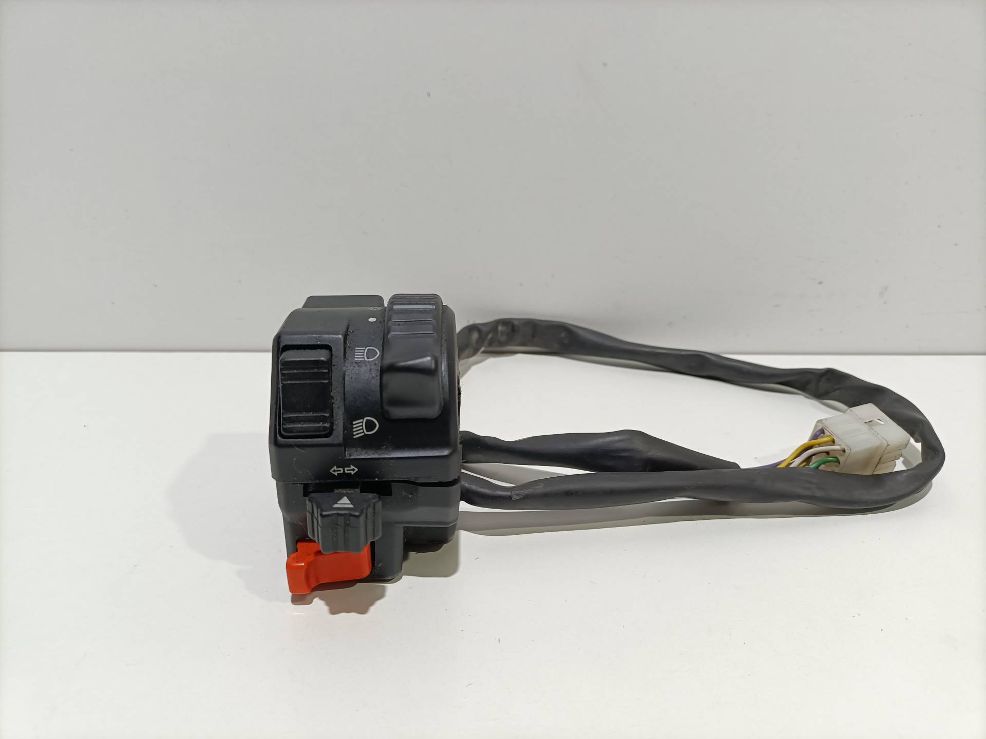 Commande d'éclairage FERRARI 360 (F131)