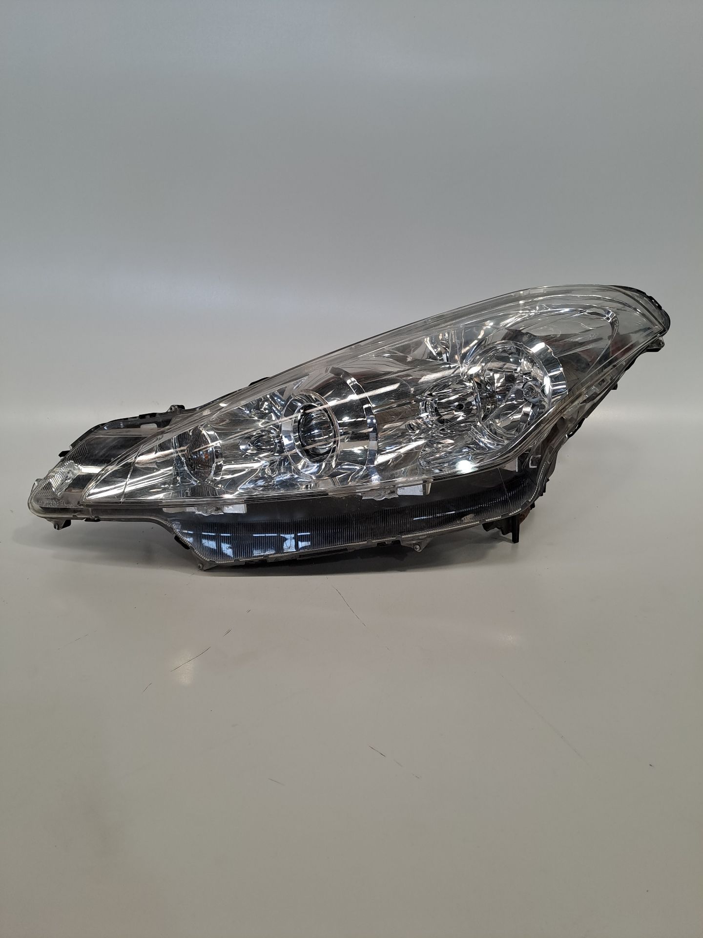 Phare gauche FERRARI 360 (F131)