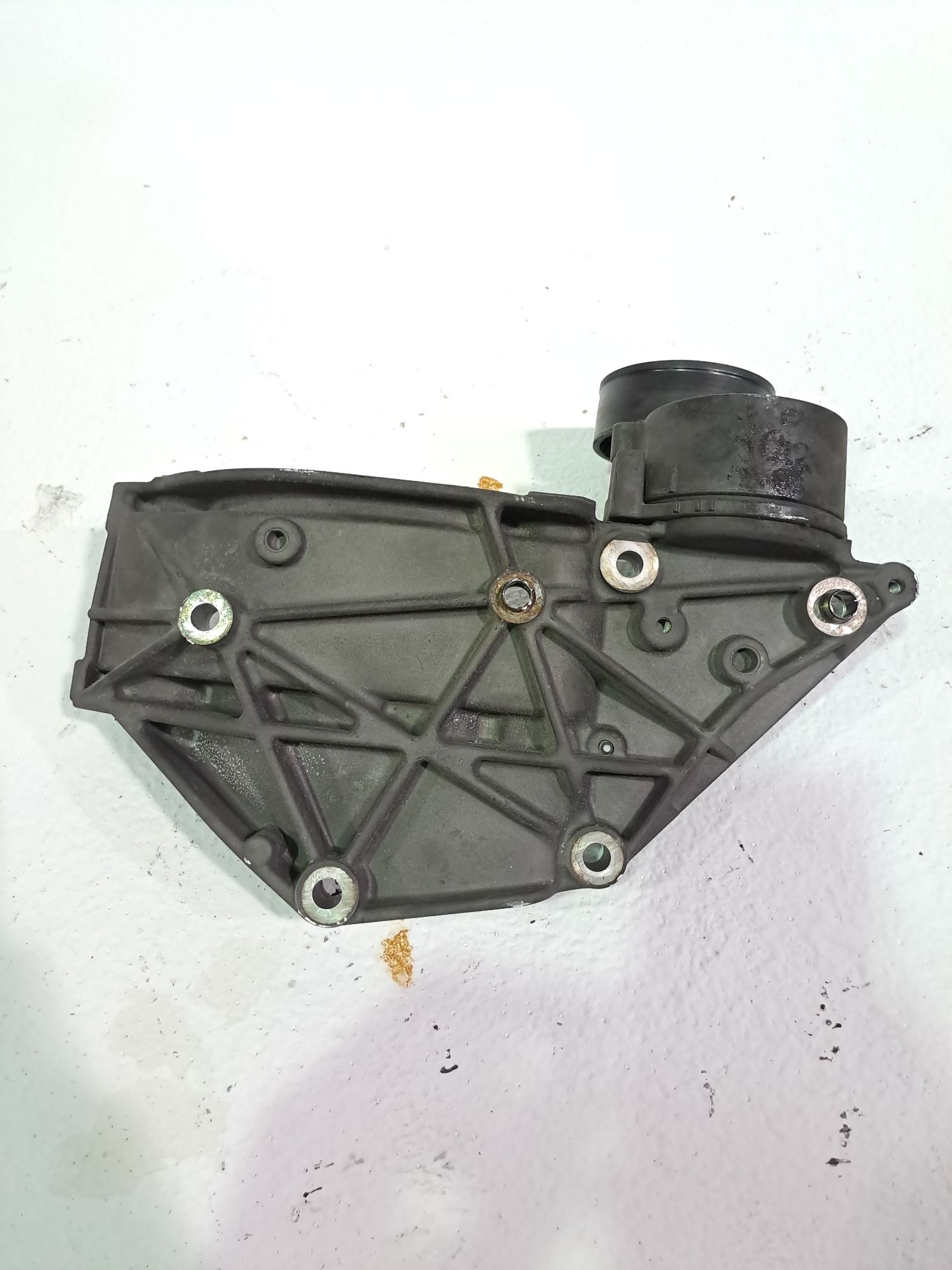 Suporte do alternador FERRARI 360 (F131)