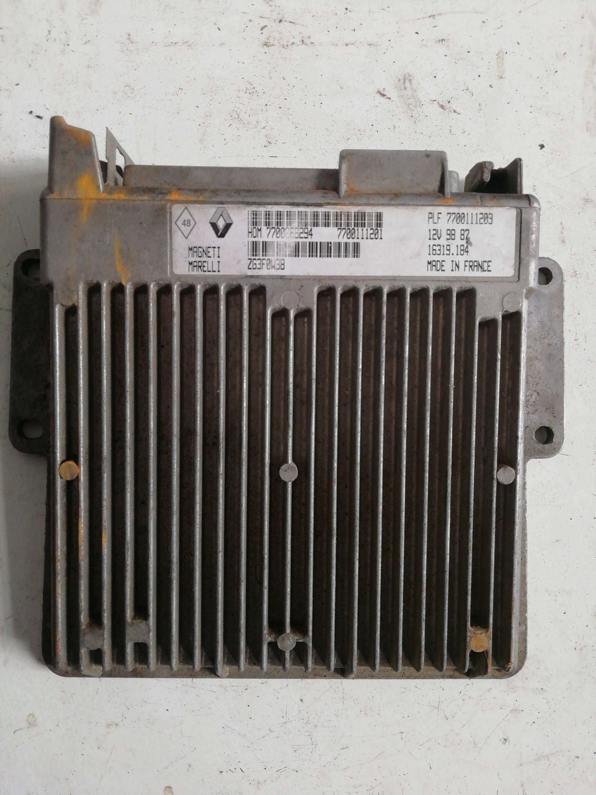 Engine control unit ECU RENAULT LAGUNA II (BG0)