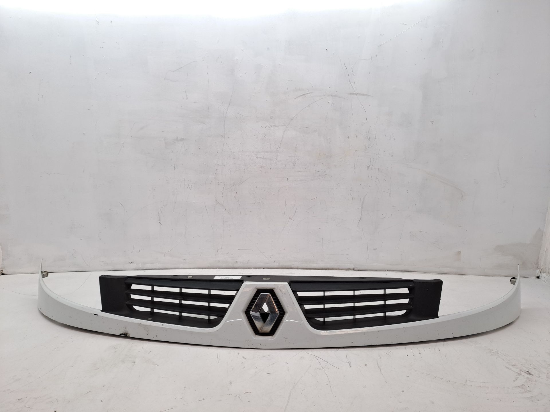 REJILLA DELANTERA RENAULT KANGOO