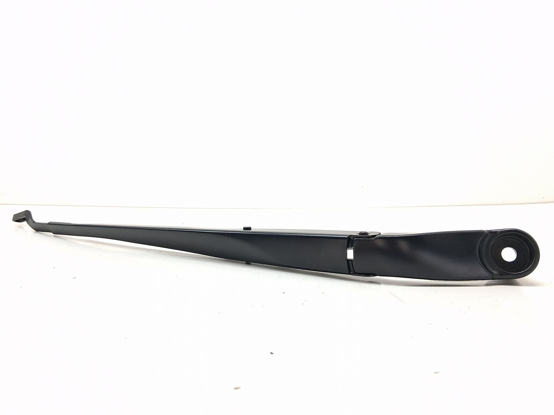 Front Left Wiper Arm HYUNDAI I30 (PD)