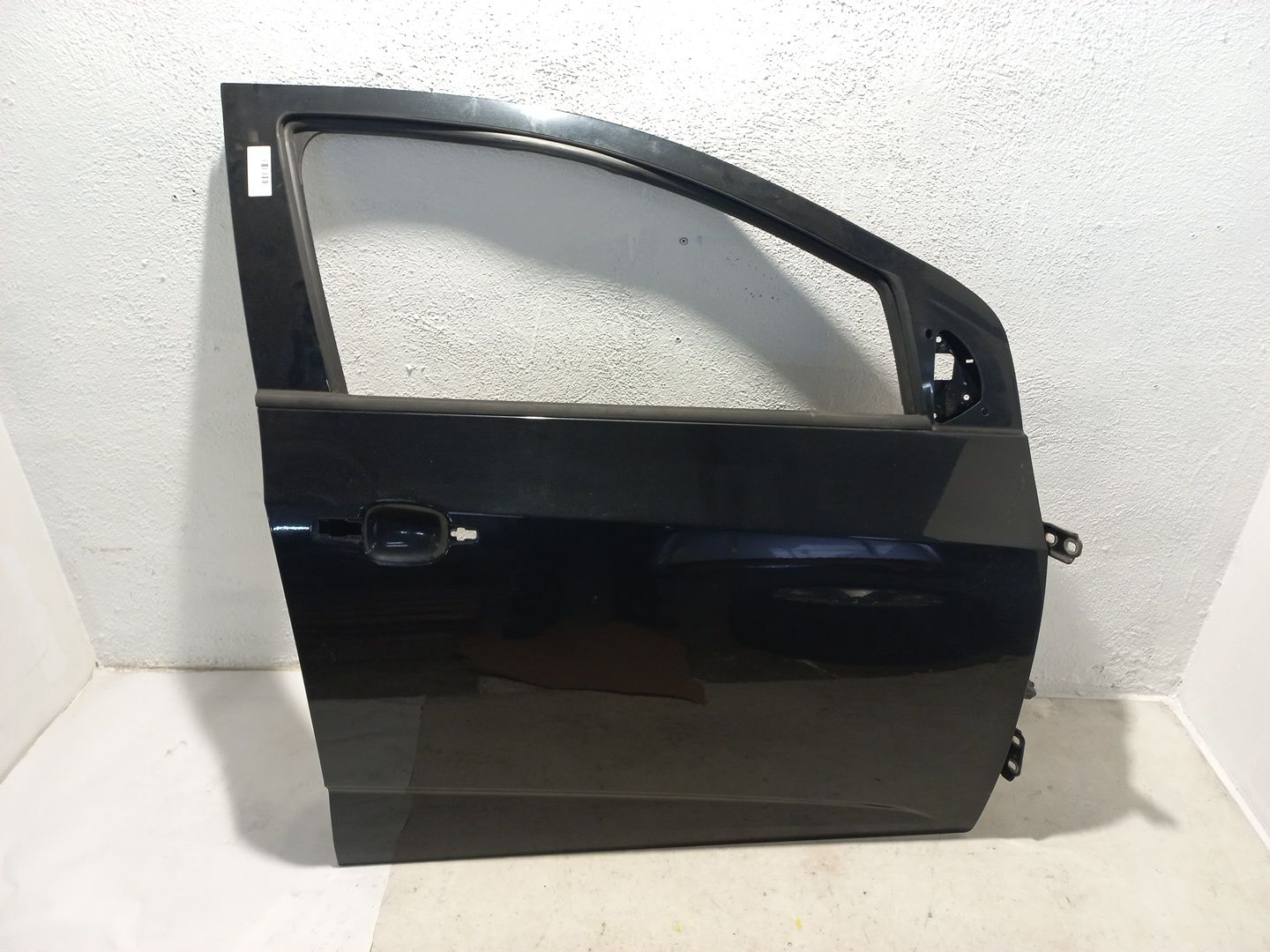 PUERTA DELANTERA DERECHA CHEVROLET AVEO