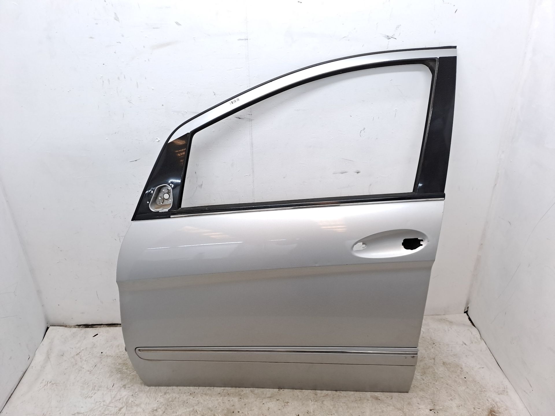 Porta dianteira esquerda MERCEDES-BENZ CLASE B (W245)
