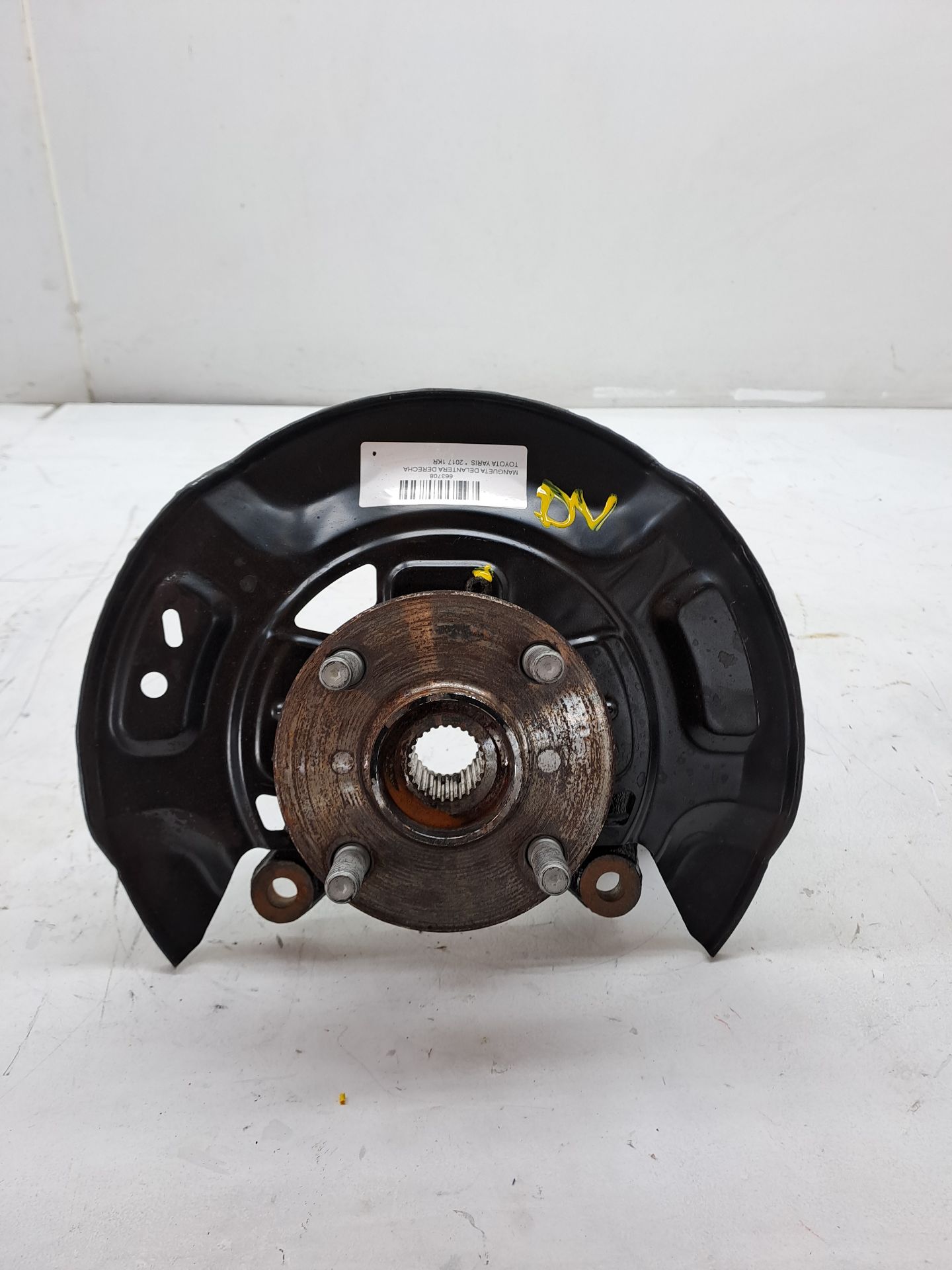 Fusée avant droite TOYOTA YARIS